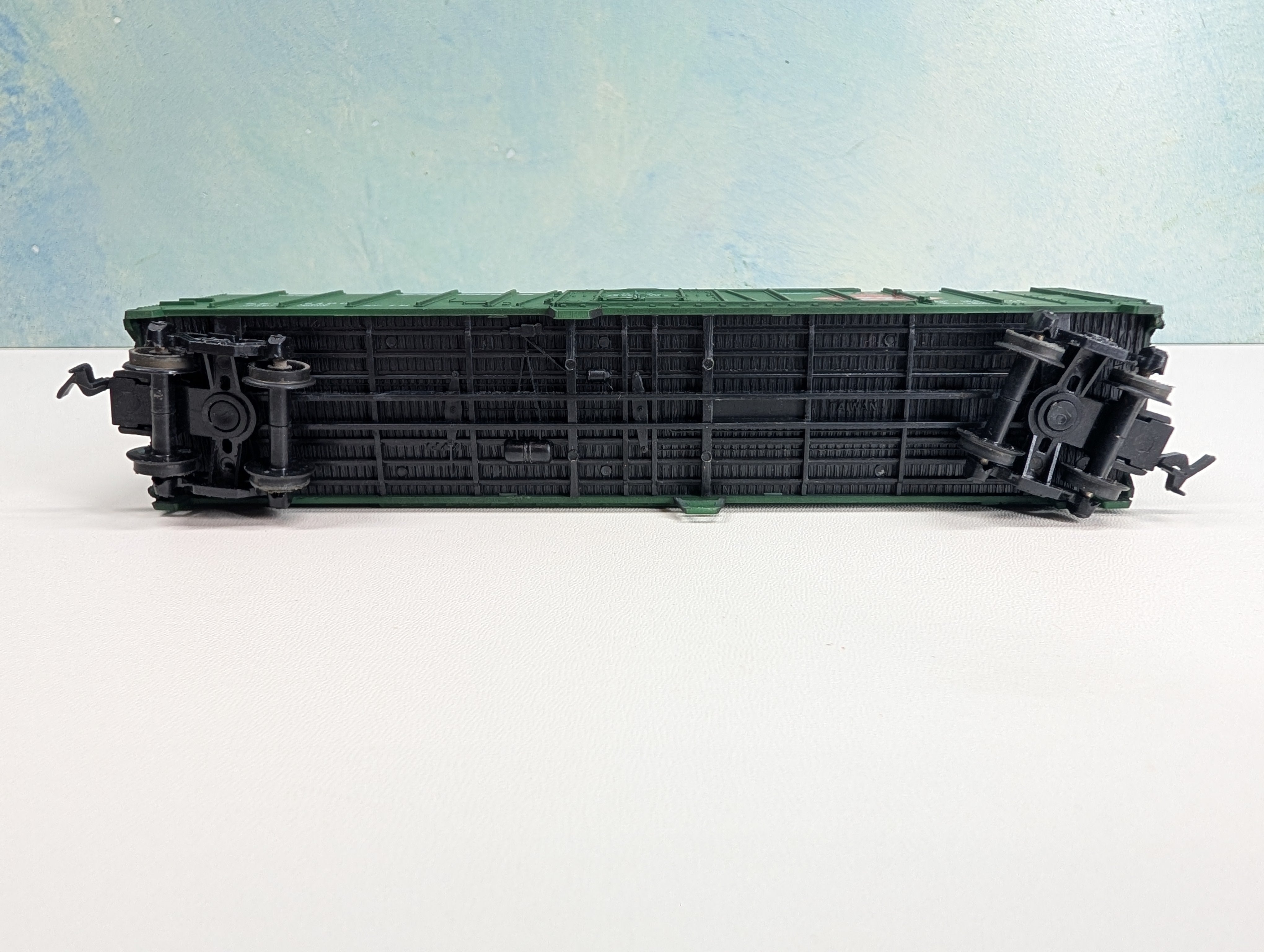 USED HO Scale 51' Mech Reefer Box Car REA #6400