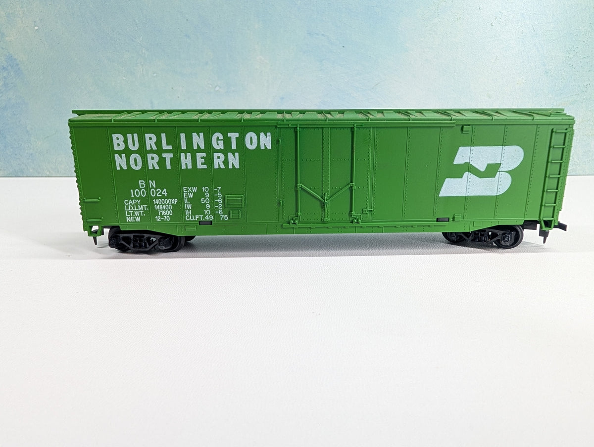 USED Tyco HO Scale 50' PD Box Car Burlington Northern BN #100024