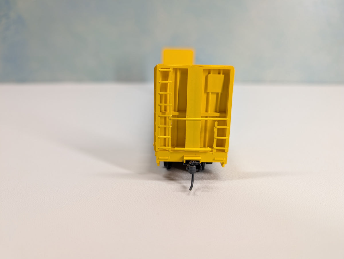 USED Roundhouse 1301 HO Scale 60' Bulkhead Flat Car Trailer Train TTPX #82505