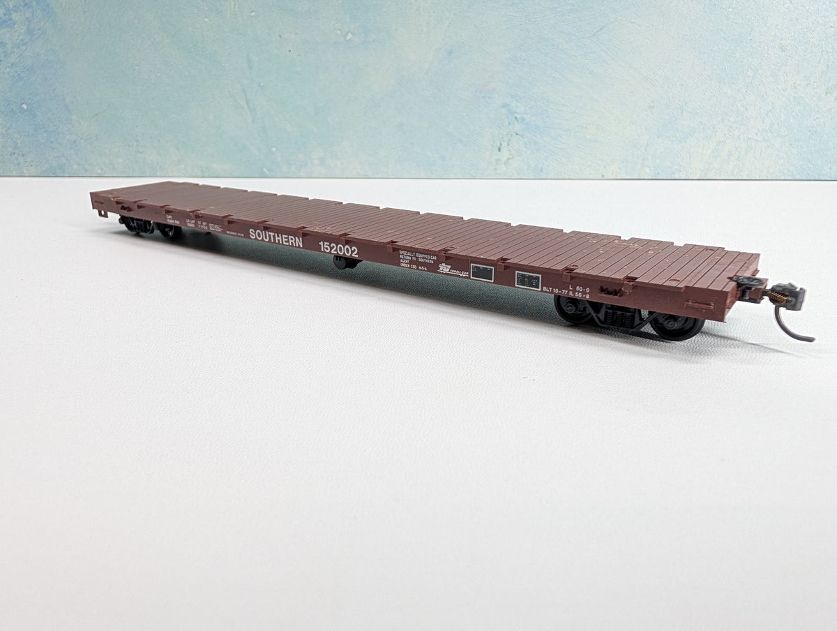 USED Roundhouse 1287 HO Scale 60' Flat Car Southern #152002
