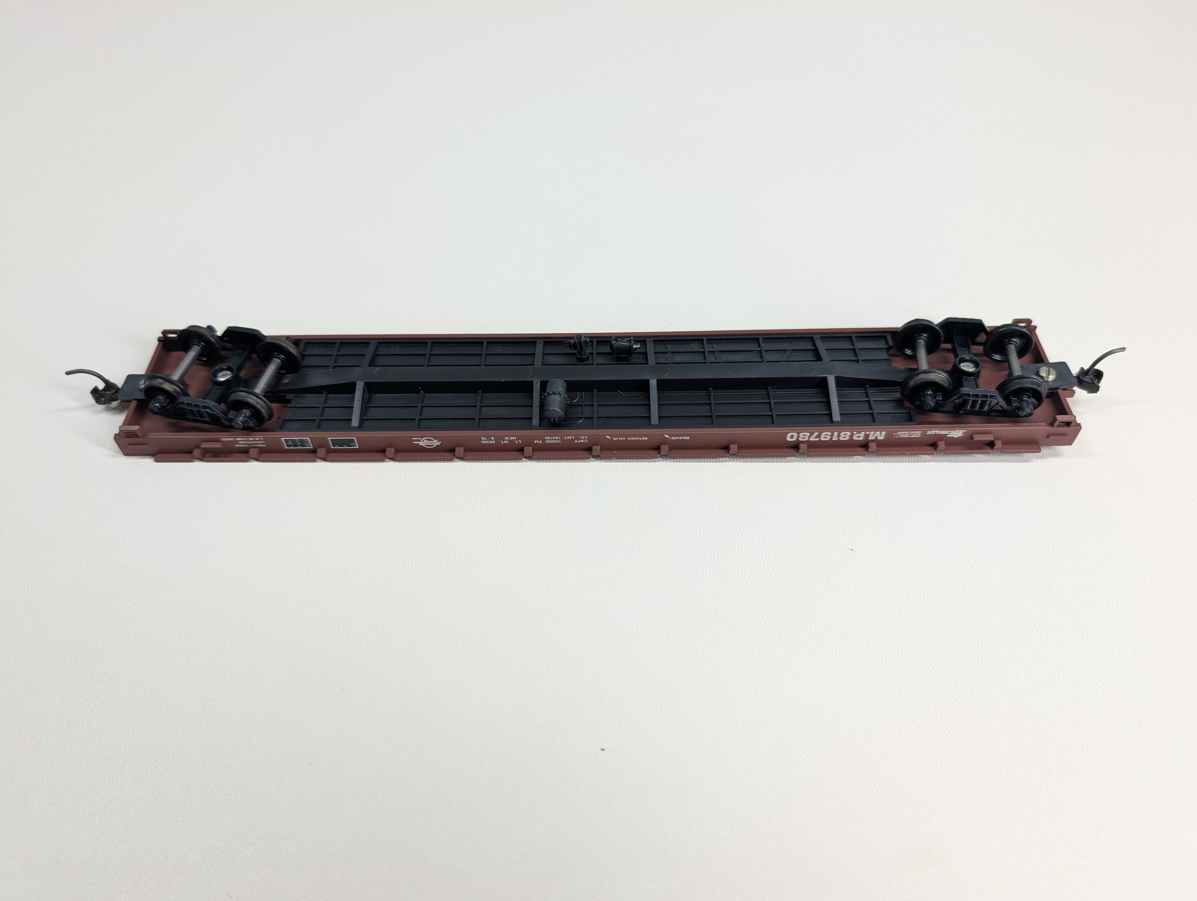USED Roundhouse 1285 HO Scale 60' Bulkhead Flat Car Missouri Pacific MP #819780