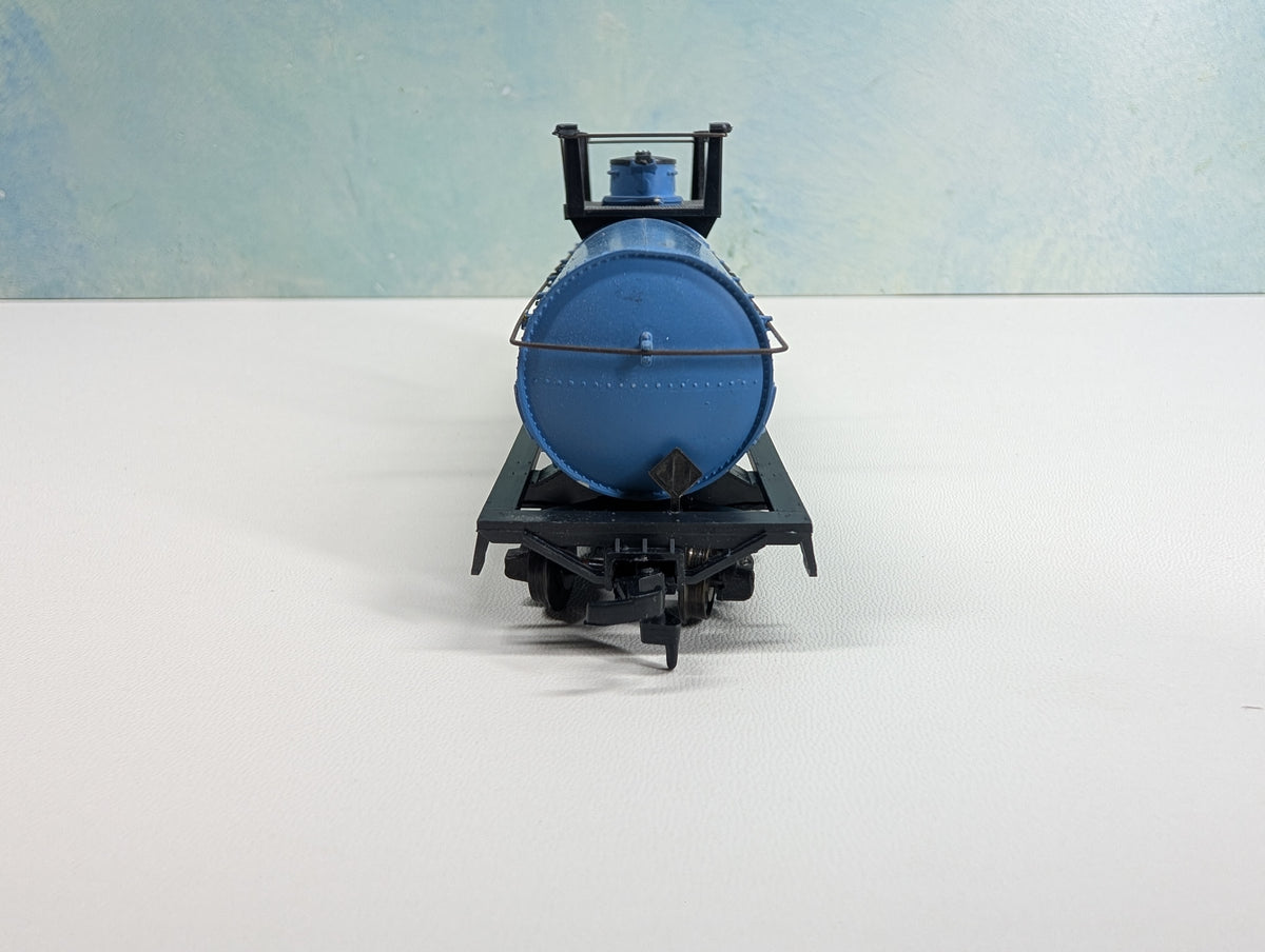 USED Athearn HO Scale Chemical Tank Car Dow Chemical DOWX #38370