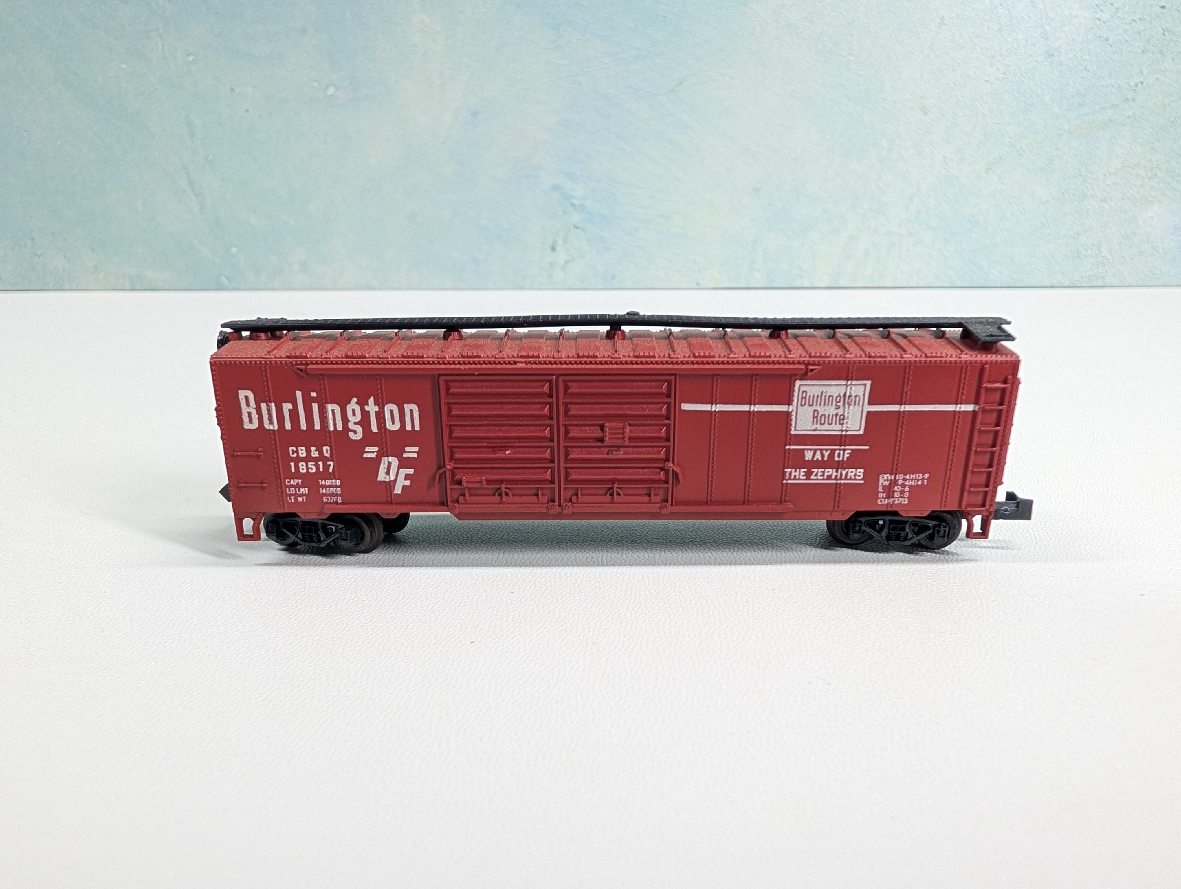 USED Postage Stamp Trains Aurora N Scale 50' DD Box Car Burlington CB&Q #18517 Red
