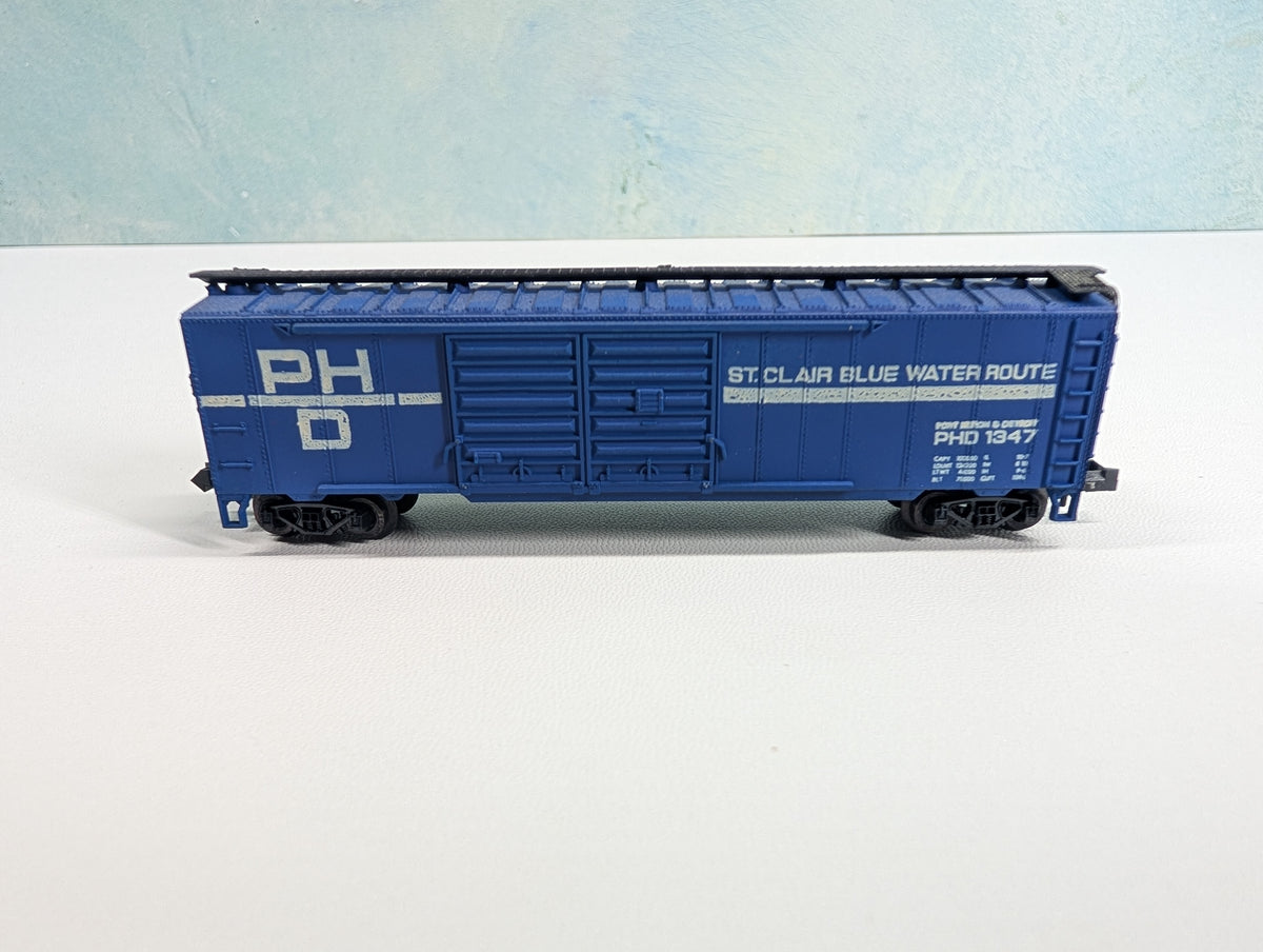 USED Postage Stamp Trains Aurora N Scale 50' DD Box Car Port Huron & Detroit PHD #1347