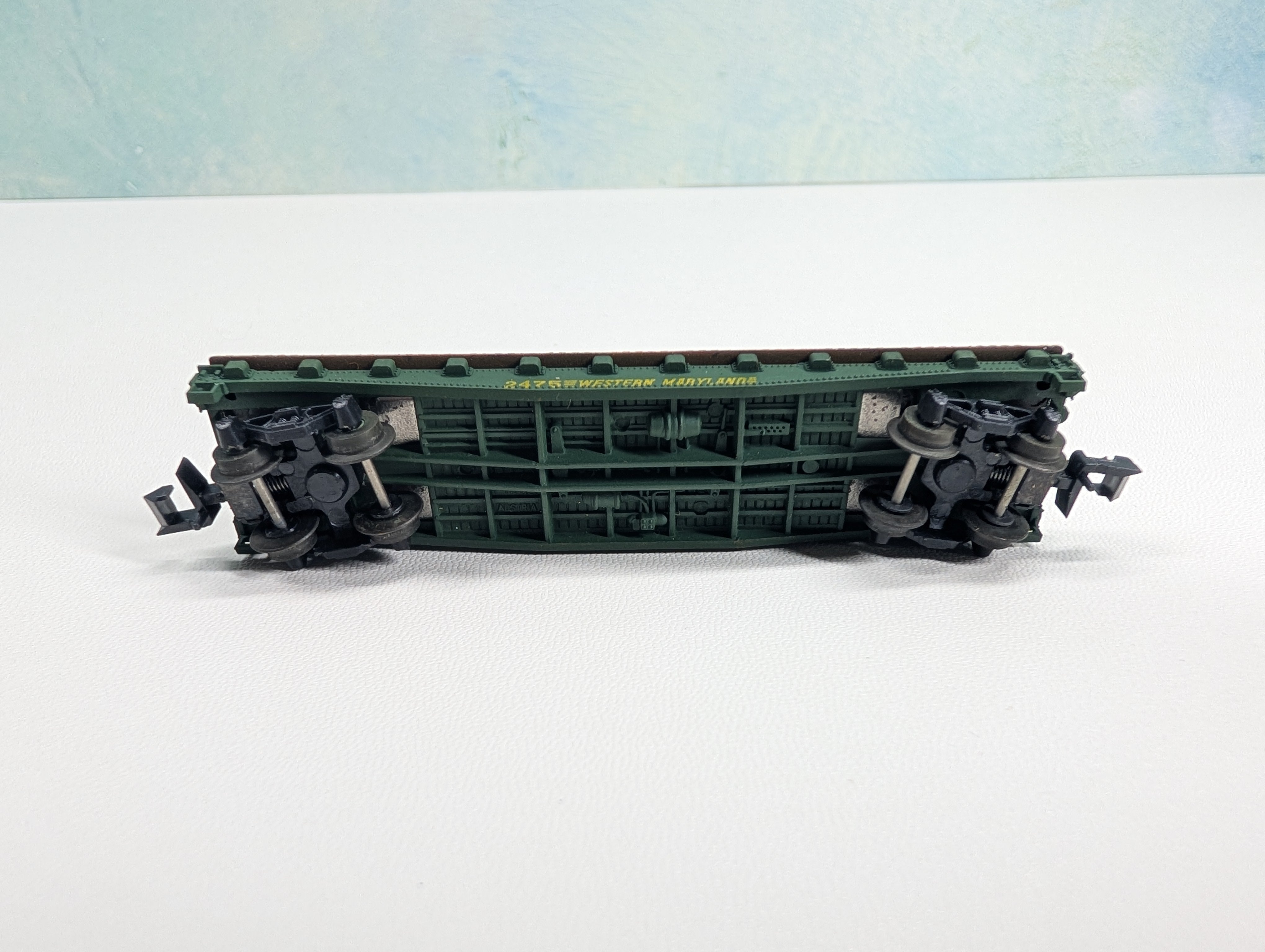 USED Postage Stamp Trains Aurora N Scale Flat Car Western Maryland WM #2475