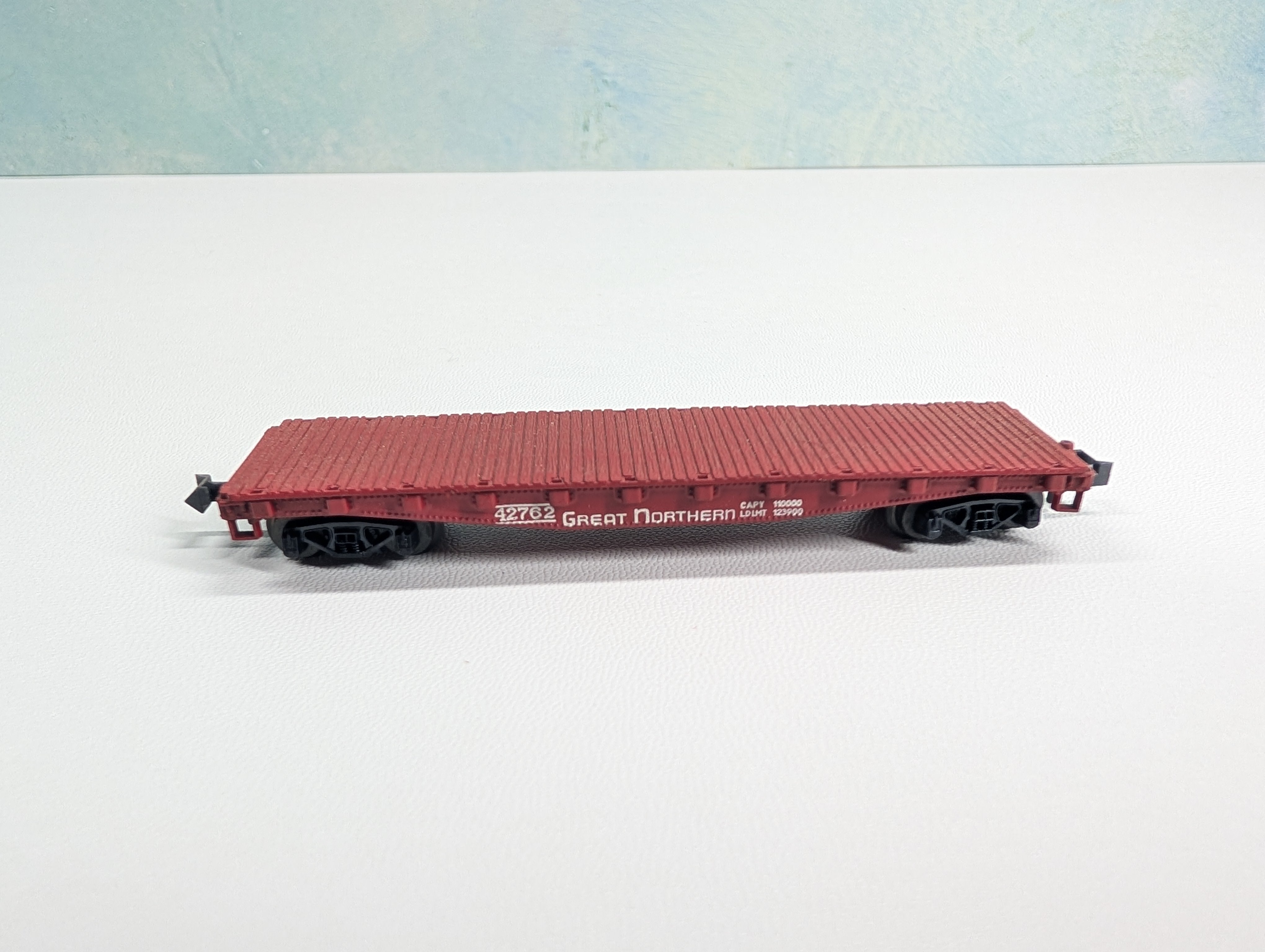 USED Postage Stamp Trains Aurora N Scale Flat Car Great Northern GN #42762
