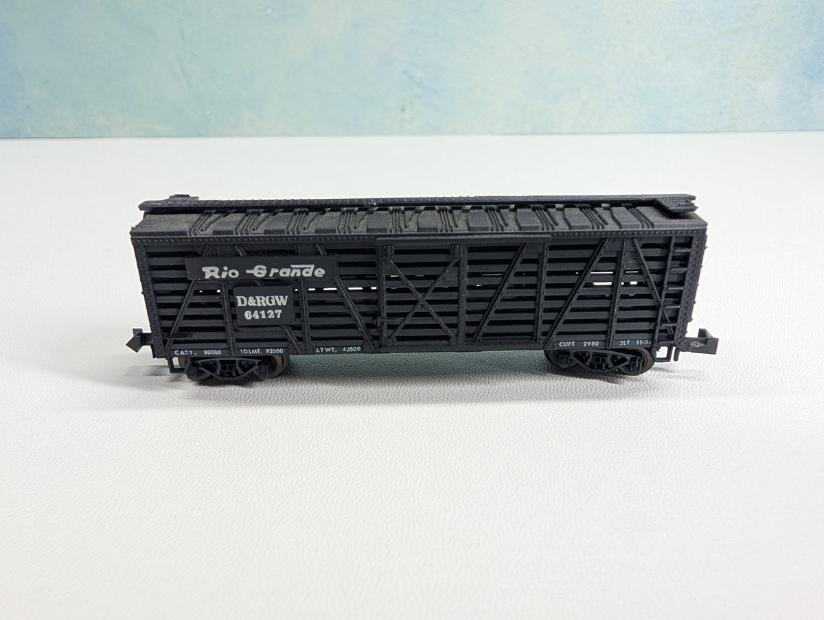 USED Postage Stamp Trains Aurora N Scale Cattle Stock Car Rio Grande D&RGW #64127
