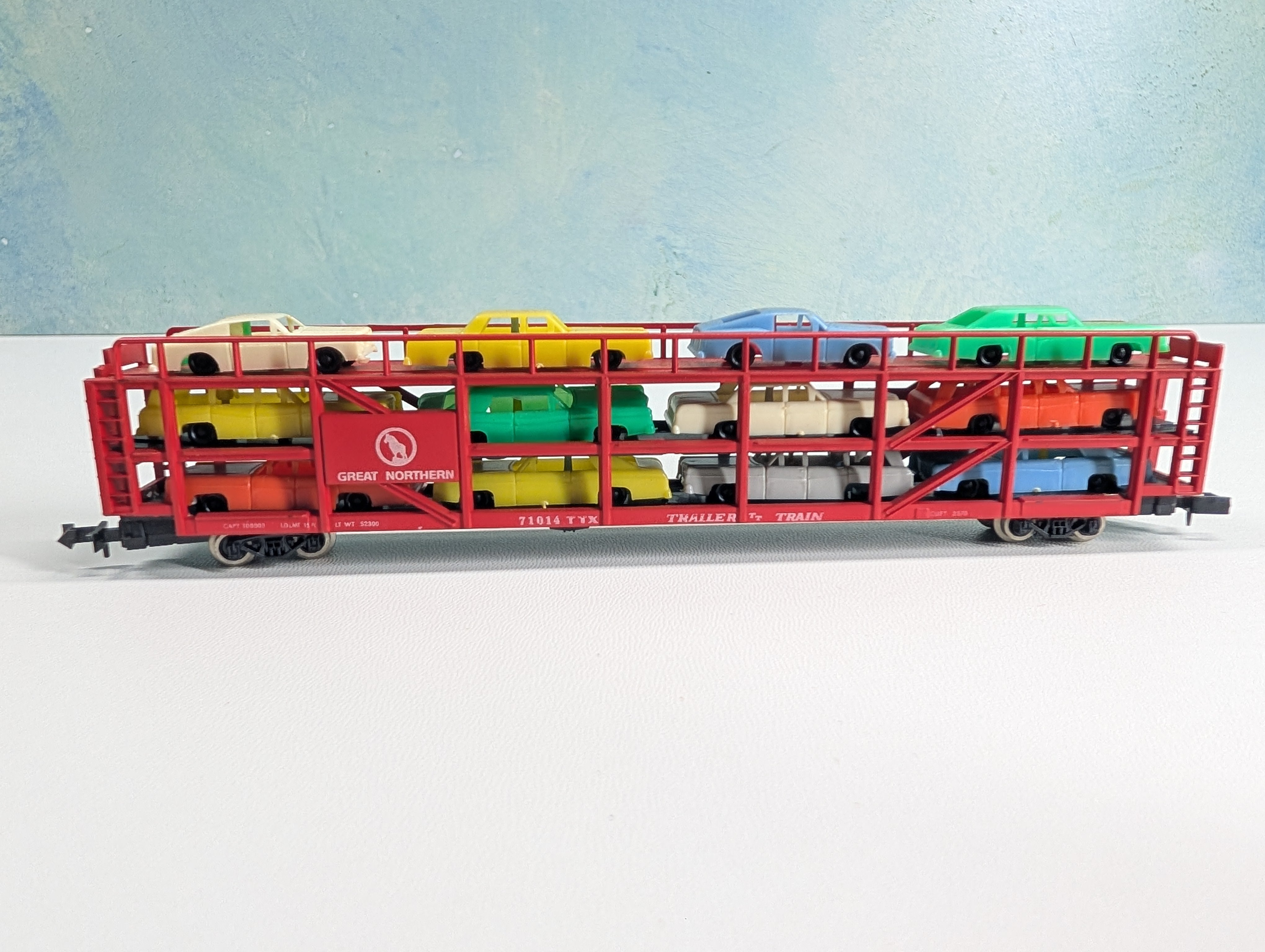 USED TRIX N Scale Auto Transporter w/ Vehicles Great Northern TTX #71014