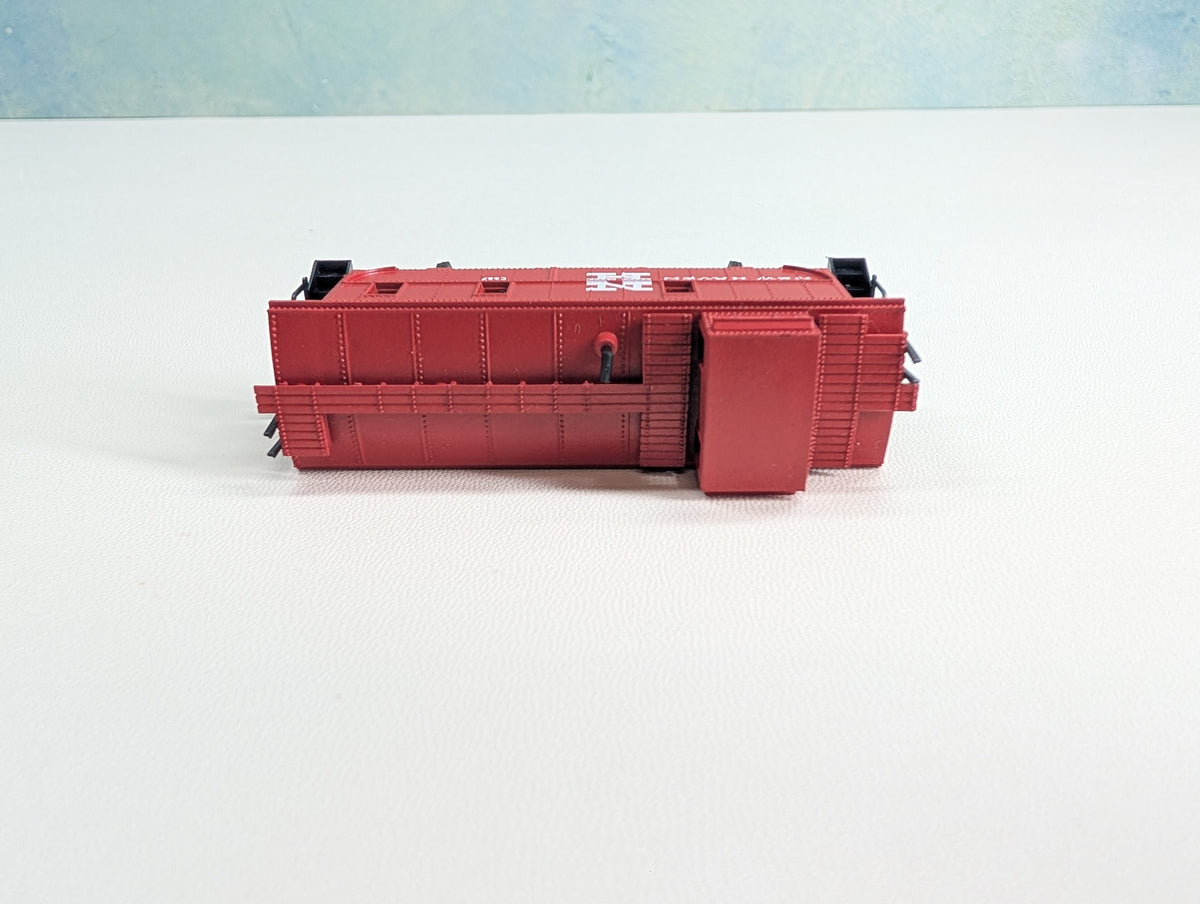 USED Atlas N Scale Caboose New Haven NH #C667