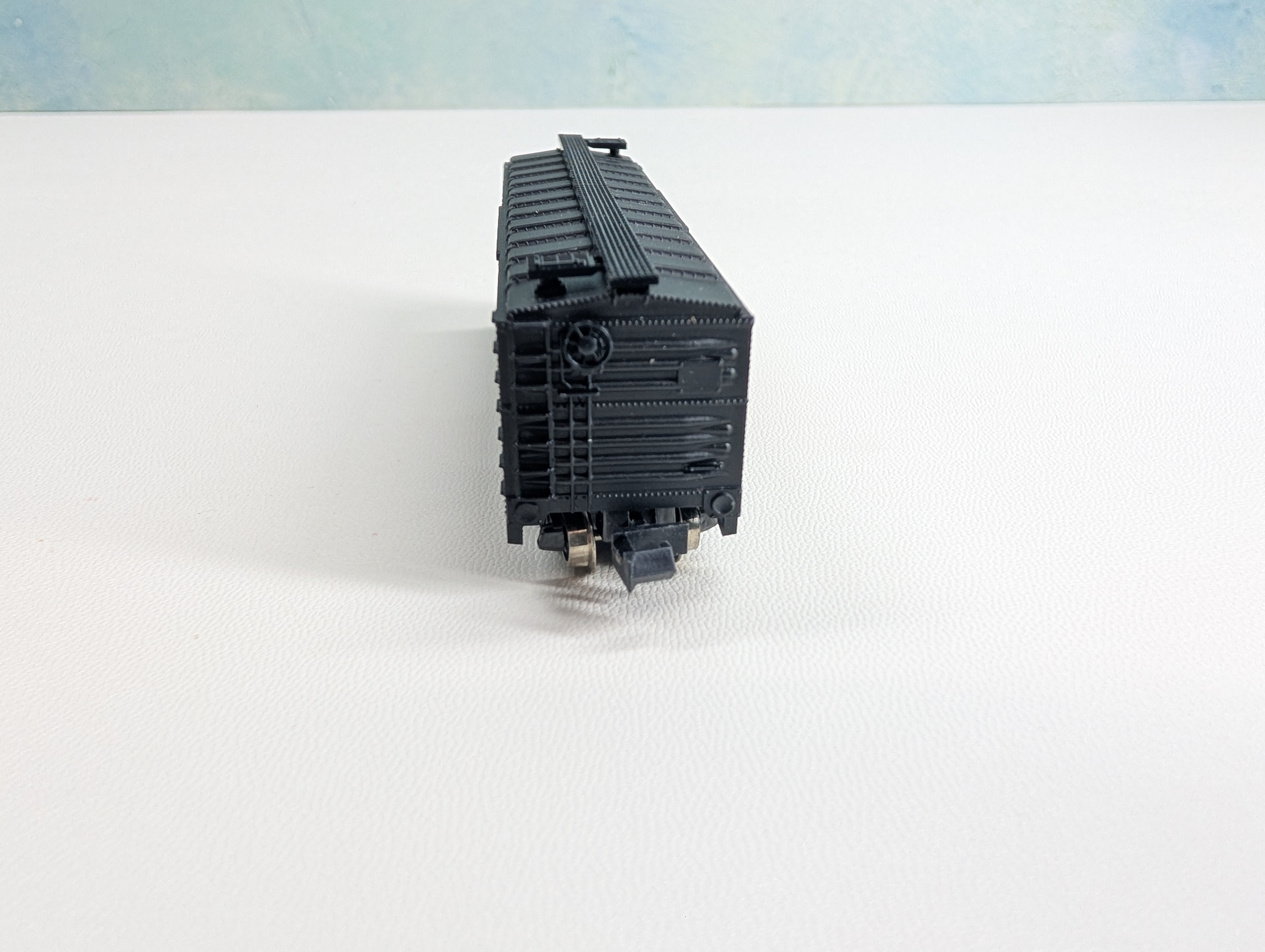 USED Atlas N Scale Box Car New Haven NH #36409