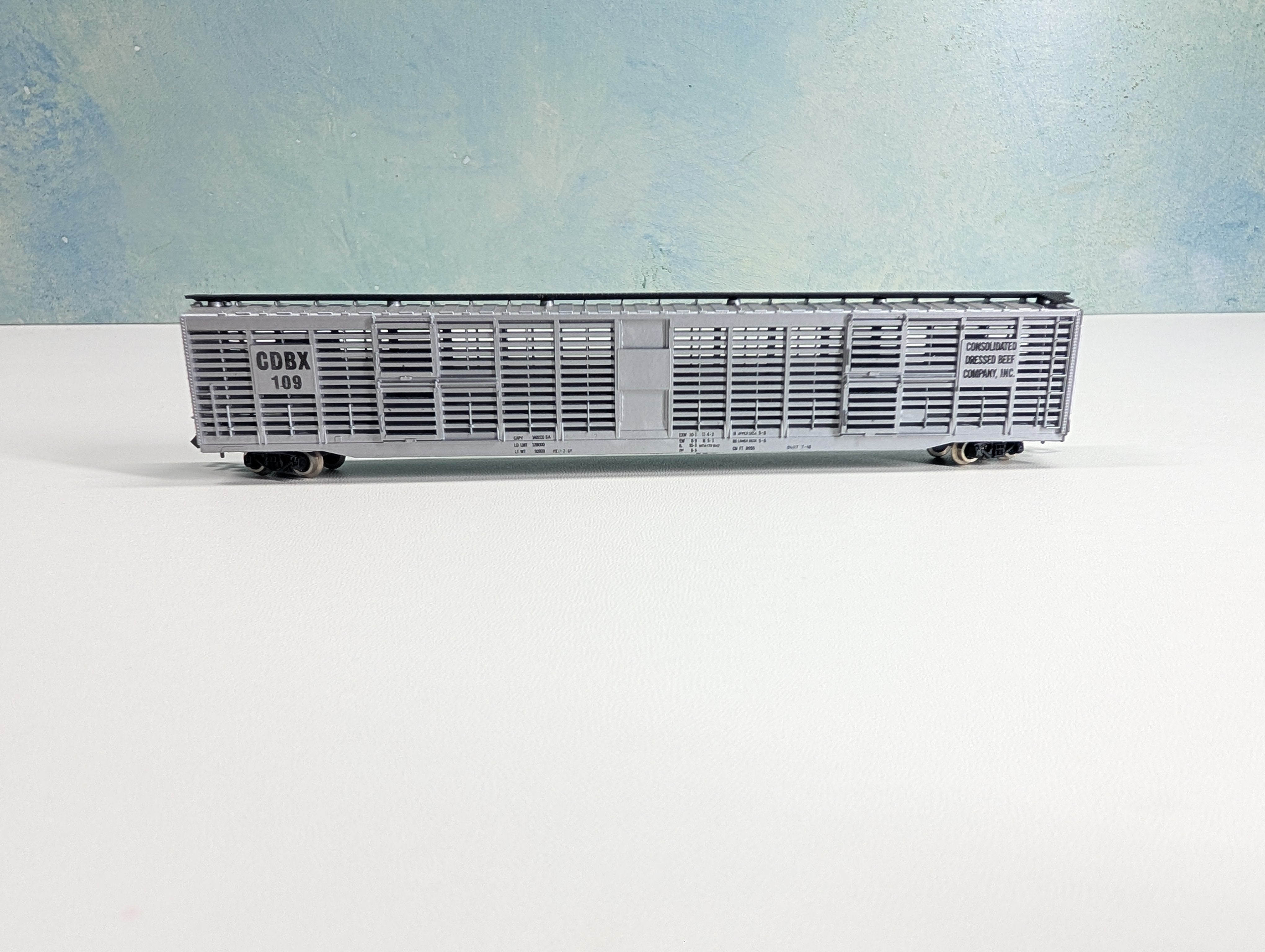 USED Atlas 3122 N Scale 85' HI-Cube Stock Car Consolidated Dressed Beef Co CDBX #109
