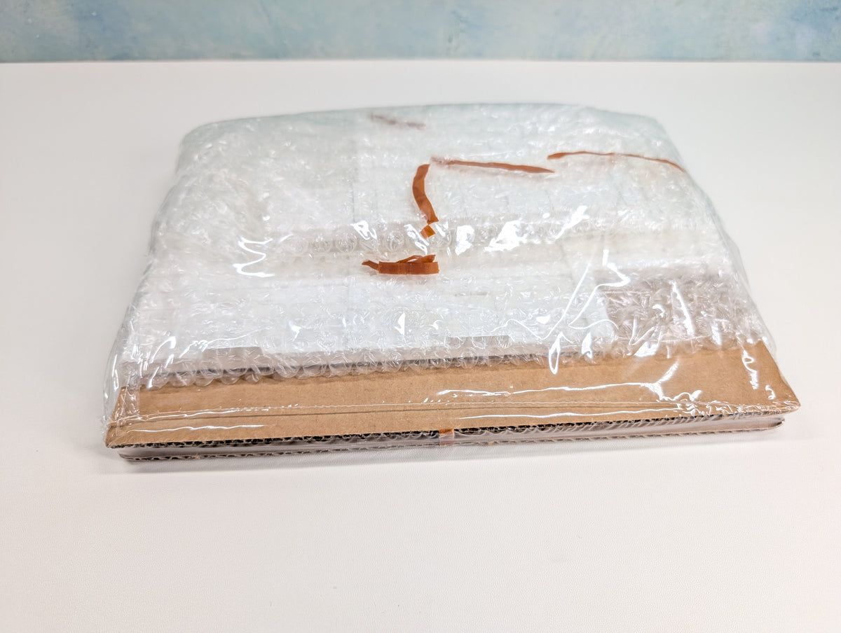 USED Downtown Deco 1010 HO Scale Old Brownstones KIT