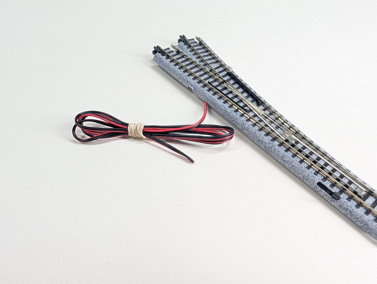 USED KATO 20-203 N Scale Electric Turnout #6 (28 1/4") 15R Right Hand Unitrack, Code 80
