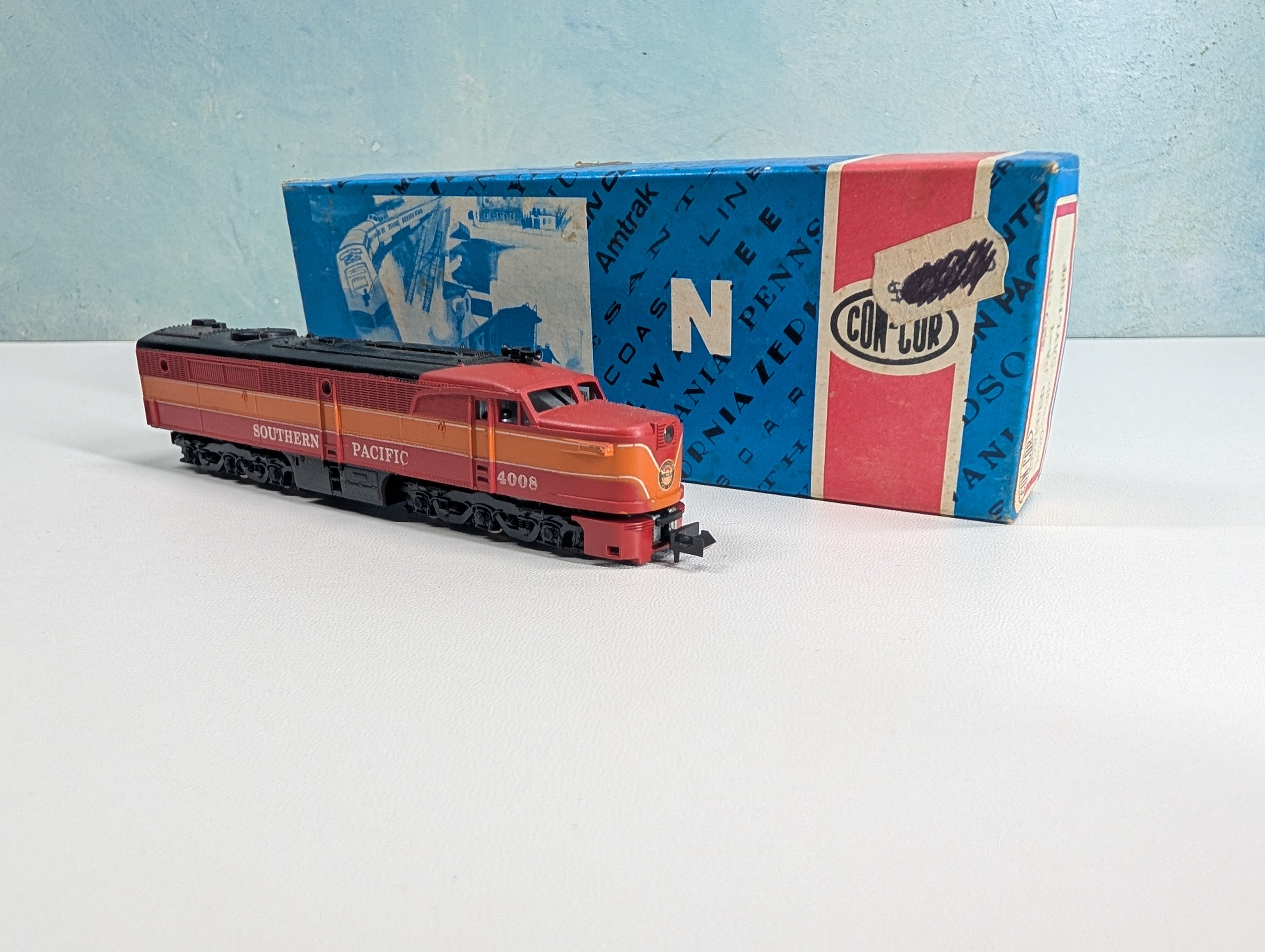 USED Con-Cor 2005 N Scale PA-1 Diesel Locomotive Southern Pacific SP #4008 Runs Great!, Daylight DC