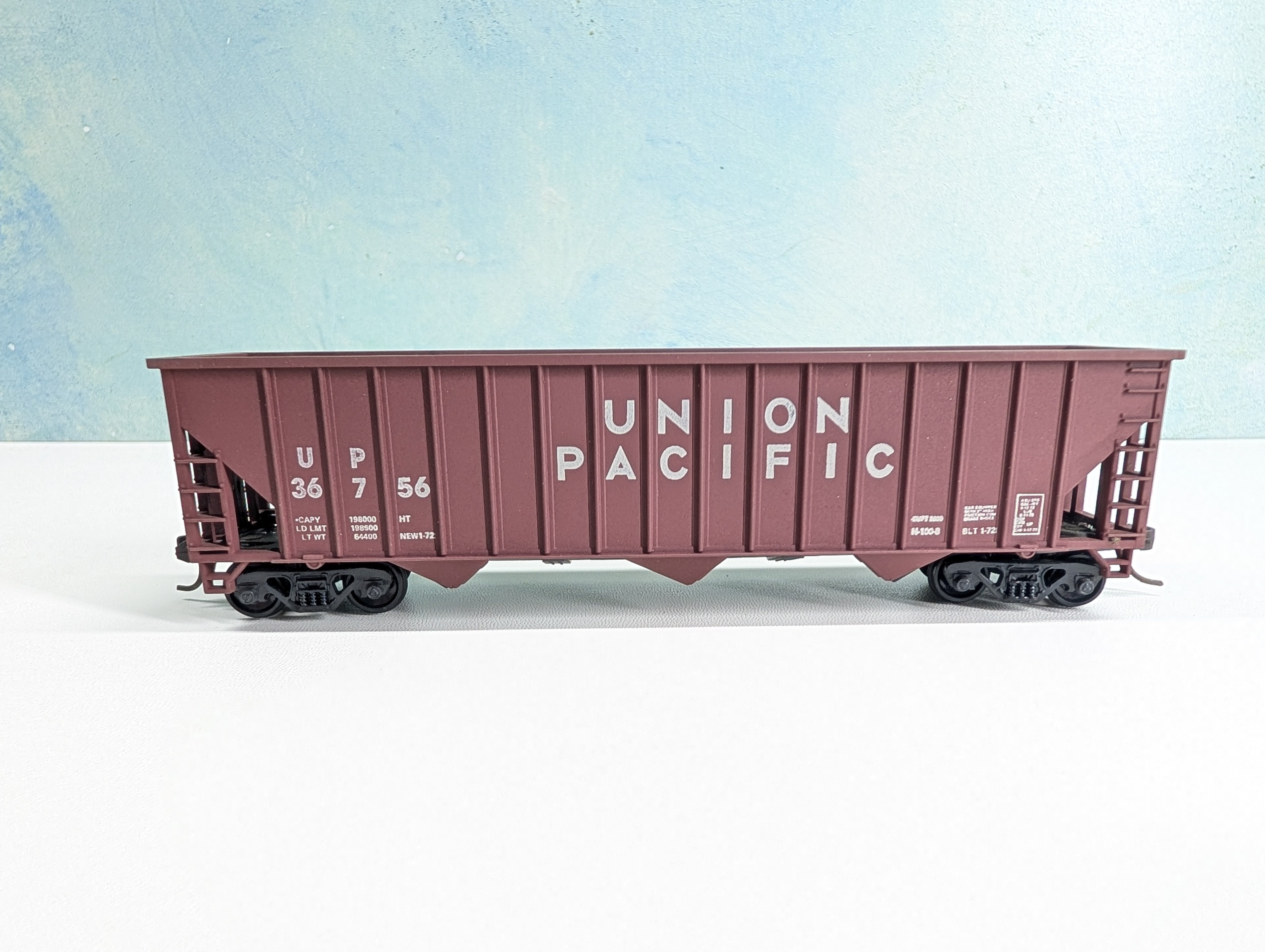 USED MCKEAN HO Scale 100 Ton Coal Hopper Union Pacific UP #36756