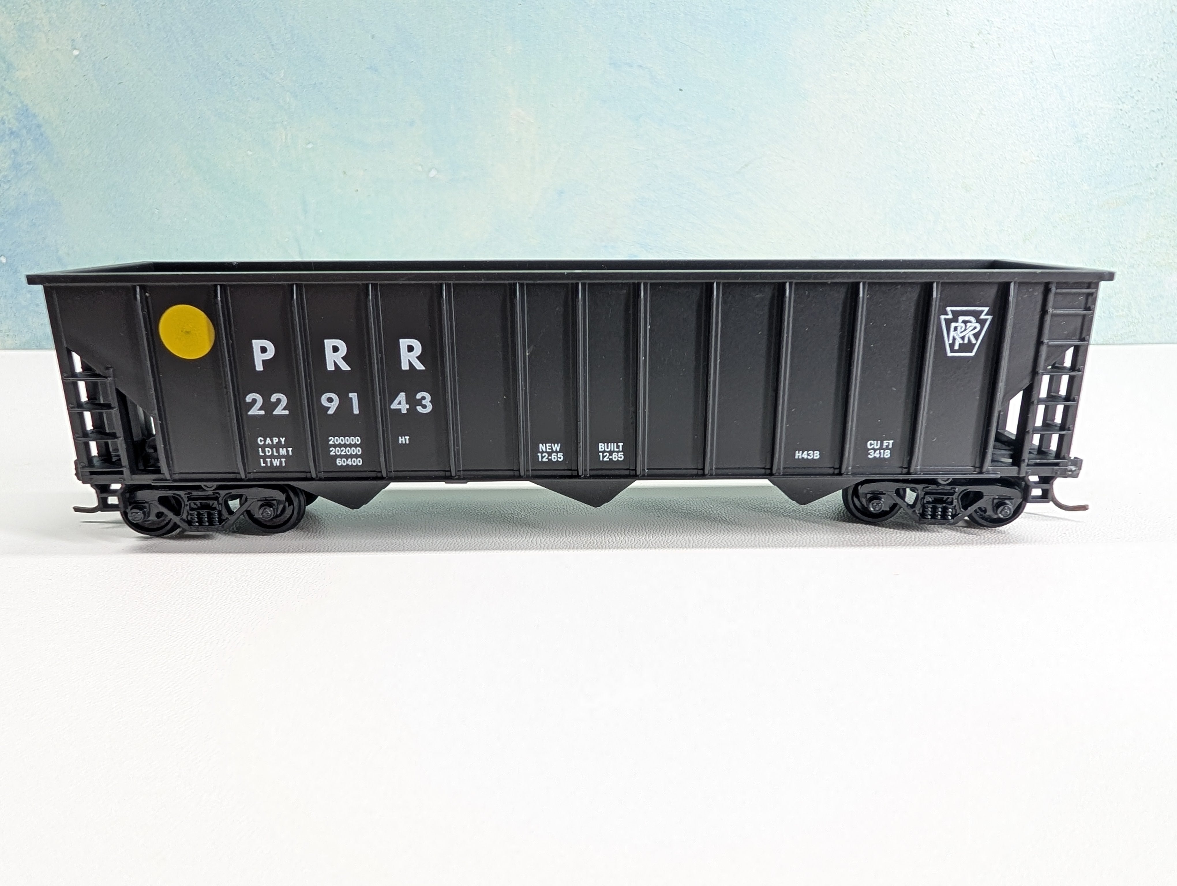 USED MCKEAN HO Scale 100 Ton 12-Panel Coal Hopper Pennsylvania PRR #229143