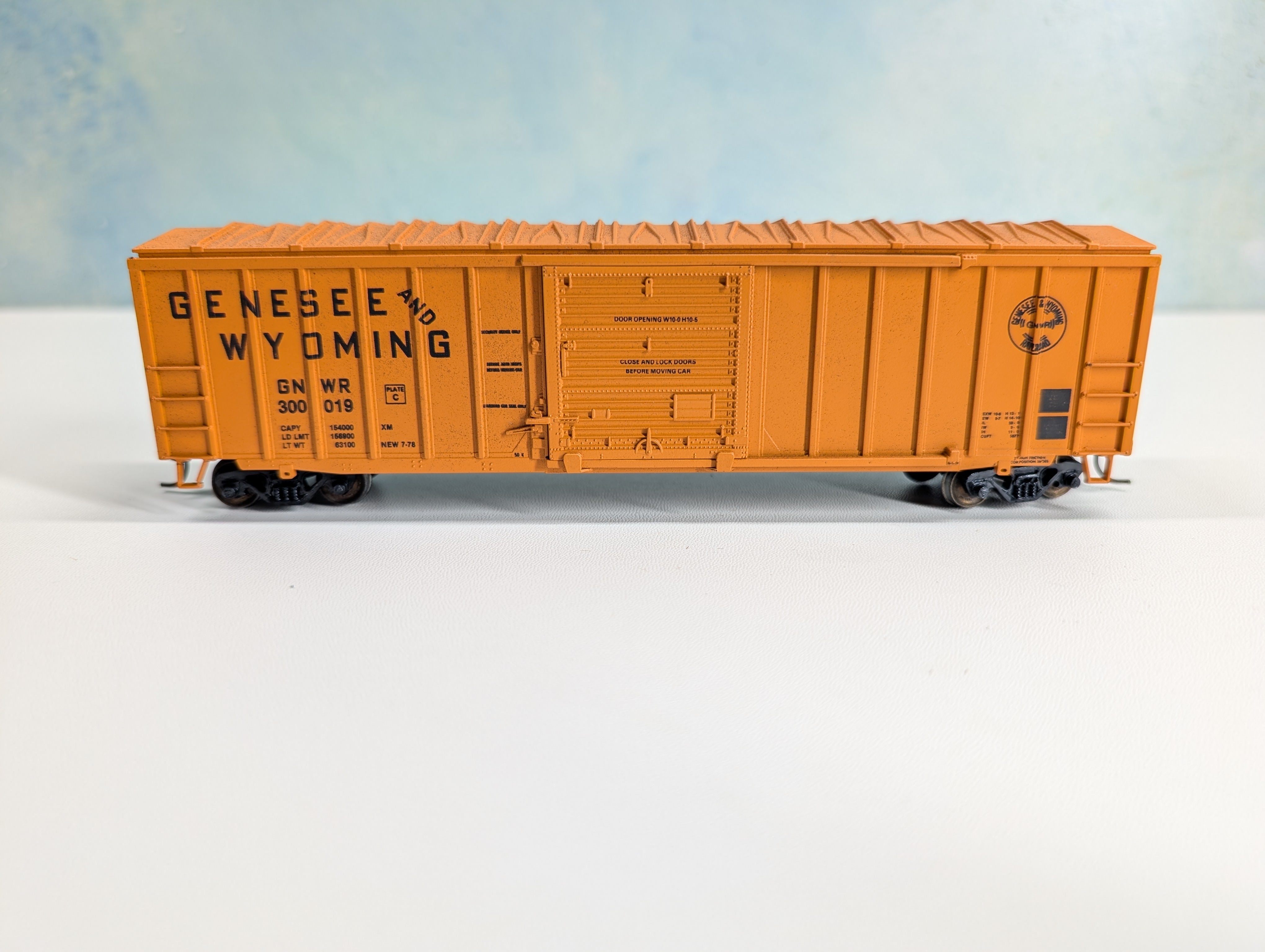 USED Athearn HO Scale 50' ACF Rail Box Type Box Car Genesee and Wyoming GNWR #300019 Bev-Bel