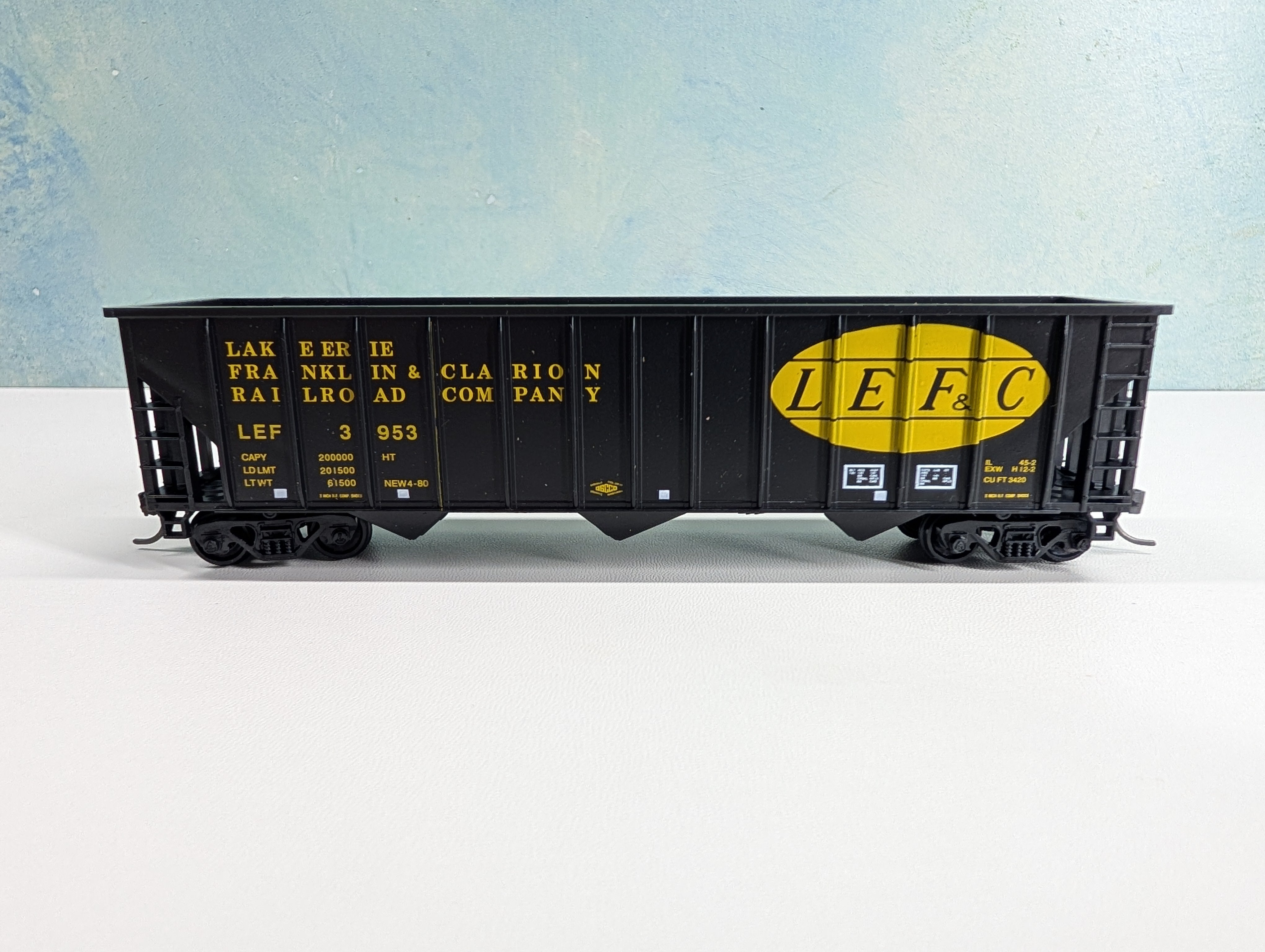USED MCKEAN HO Scale 100 Ton 12-Panel Coal Hopper Lake Erie Franklin & Clarion LEF&C #3953