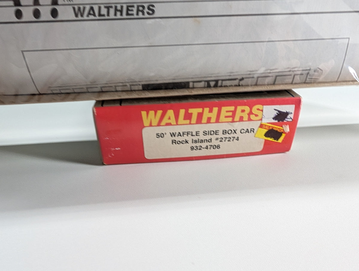 USED Walthers 932-4706 HO Scale 50' Waffle Side Box Car Rock Island RI #27274 Sealed KIT