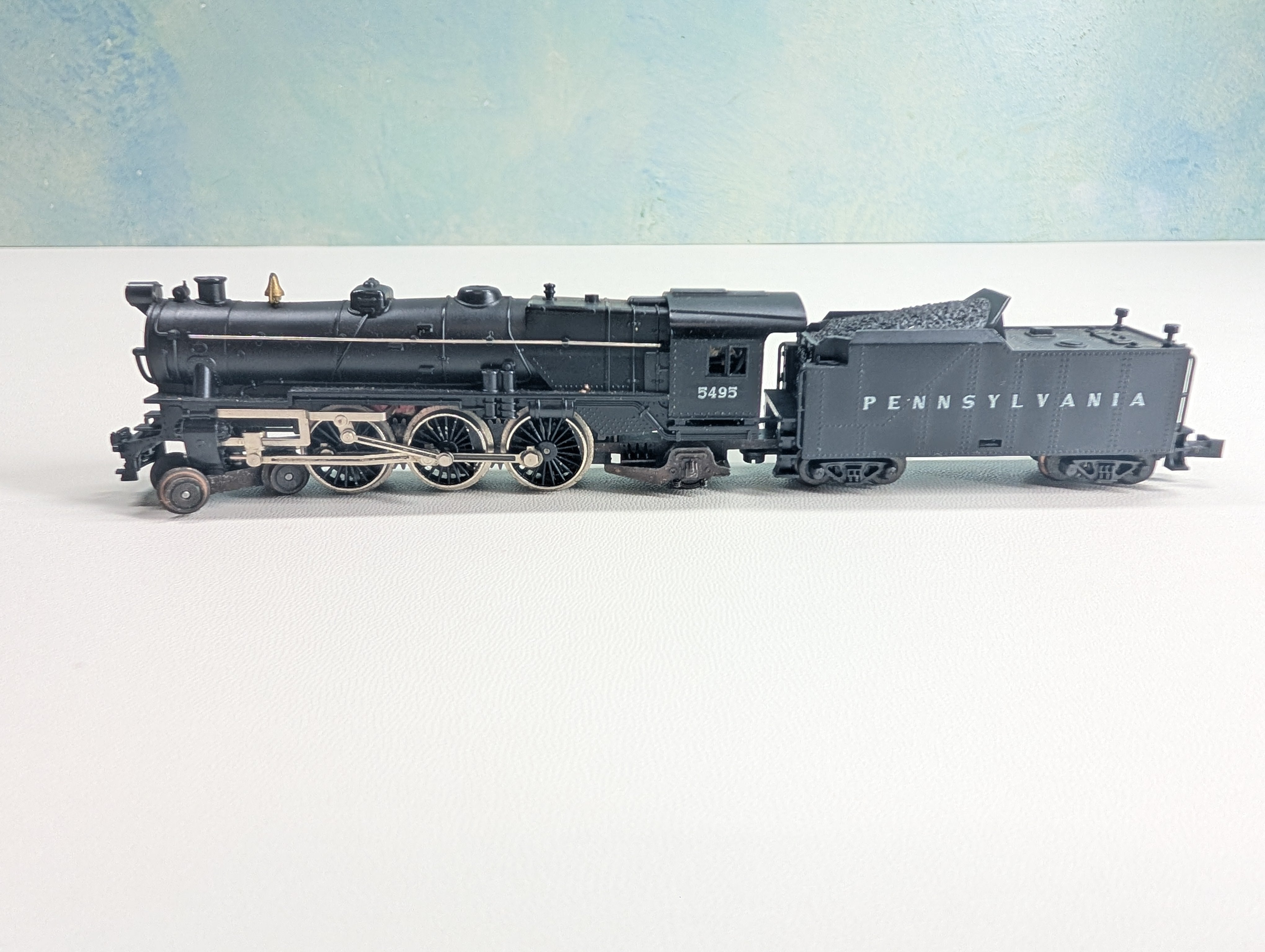 USED Trix N Scale 4-6-2 Steam Engine w/ Tender Pennsylvania #5495 Parts/Repairs