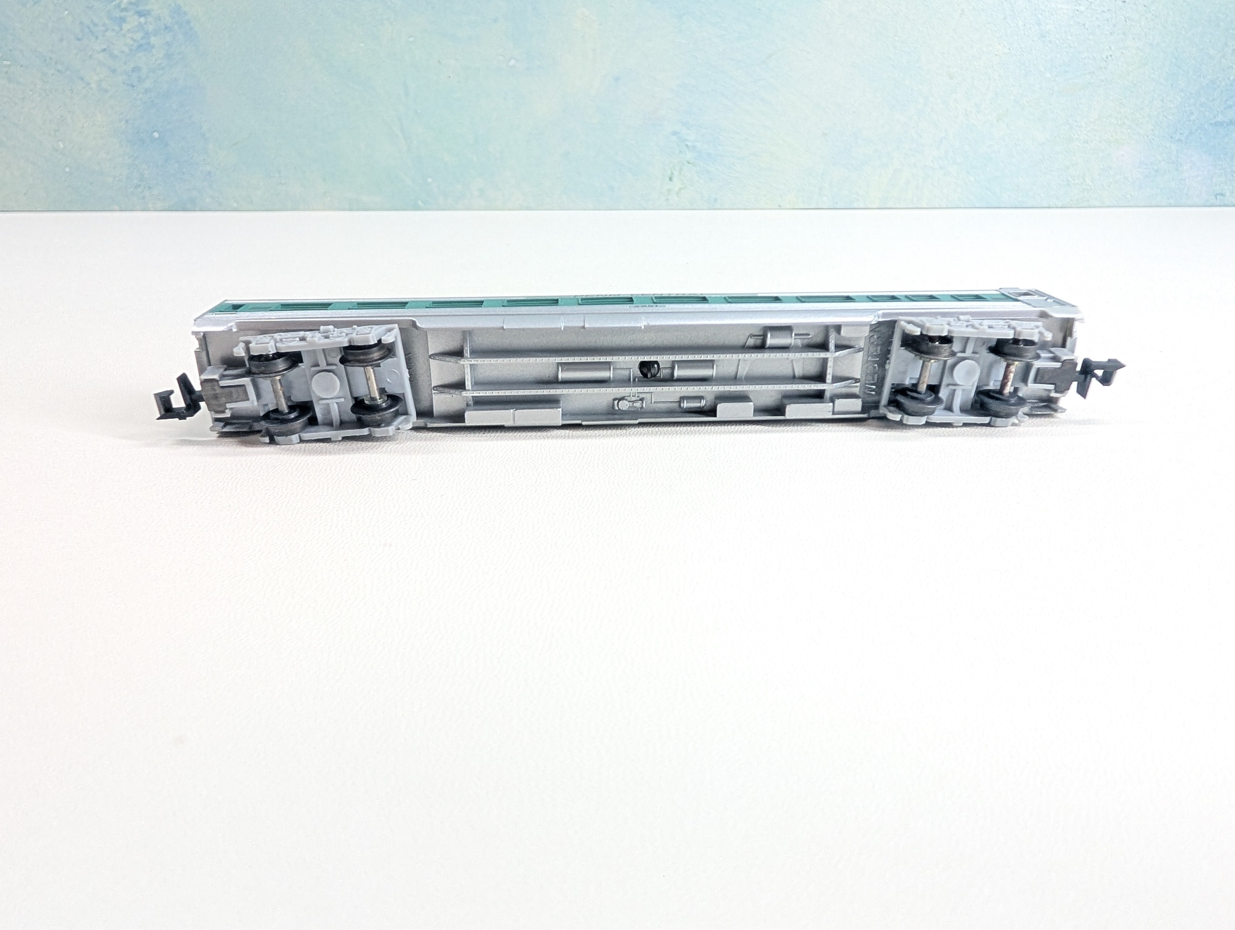 USED Trix N Scale Passenger Car Penn Central #4891