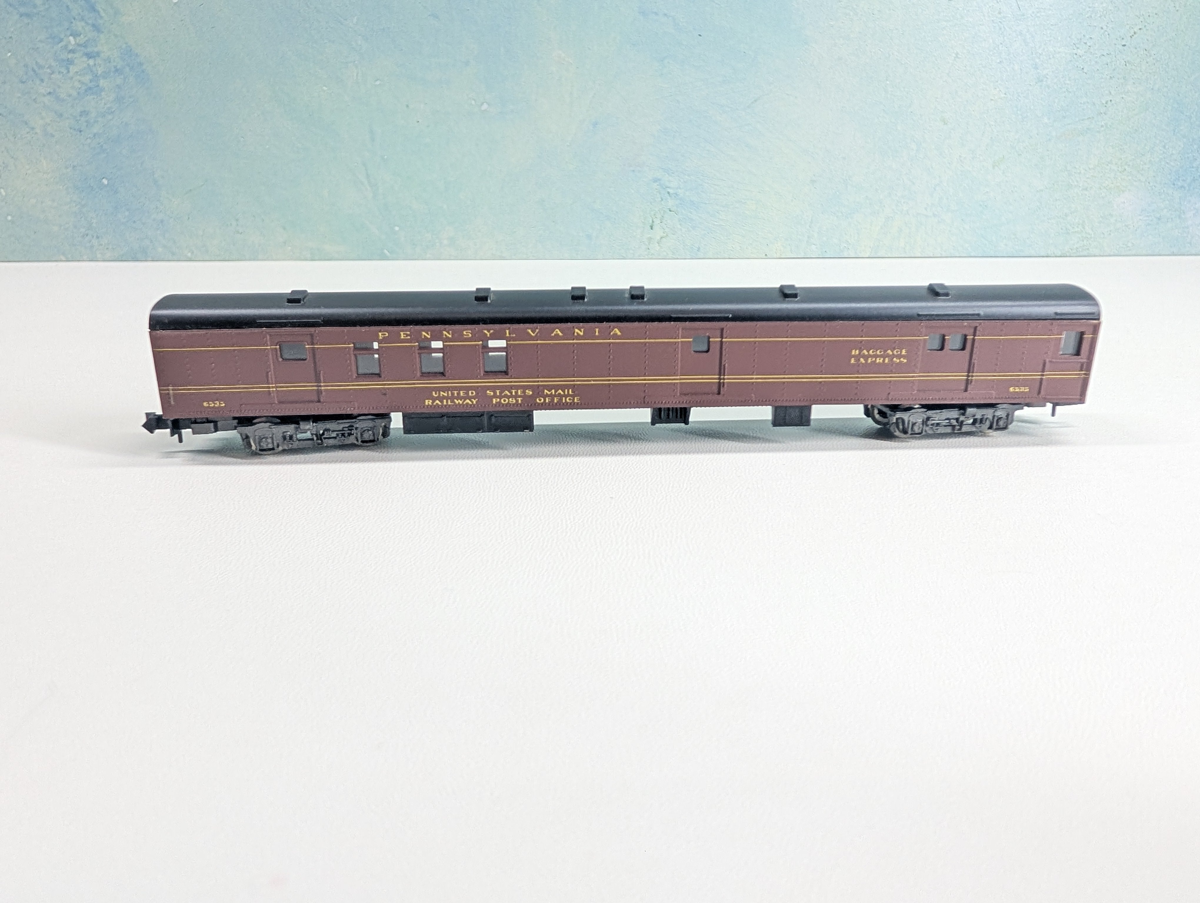 USED Atlas N Scale RPO Baggage Passenger Car Pennsylvania #6535