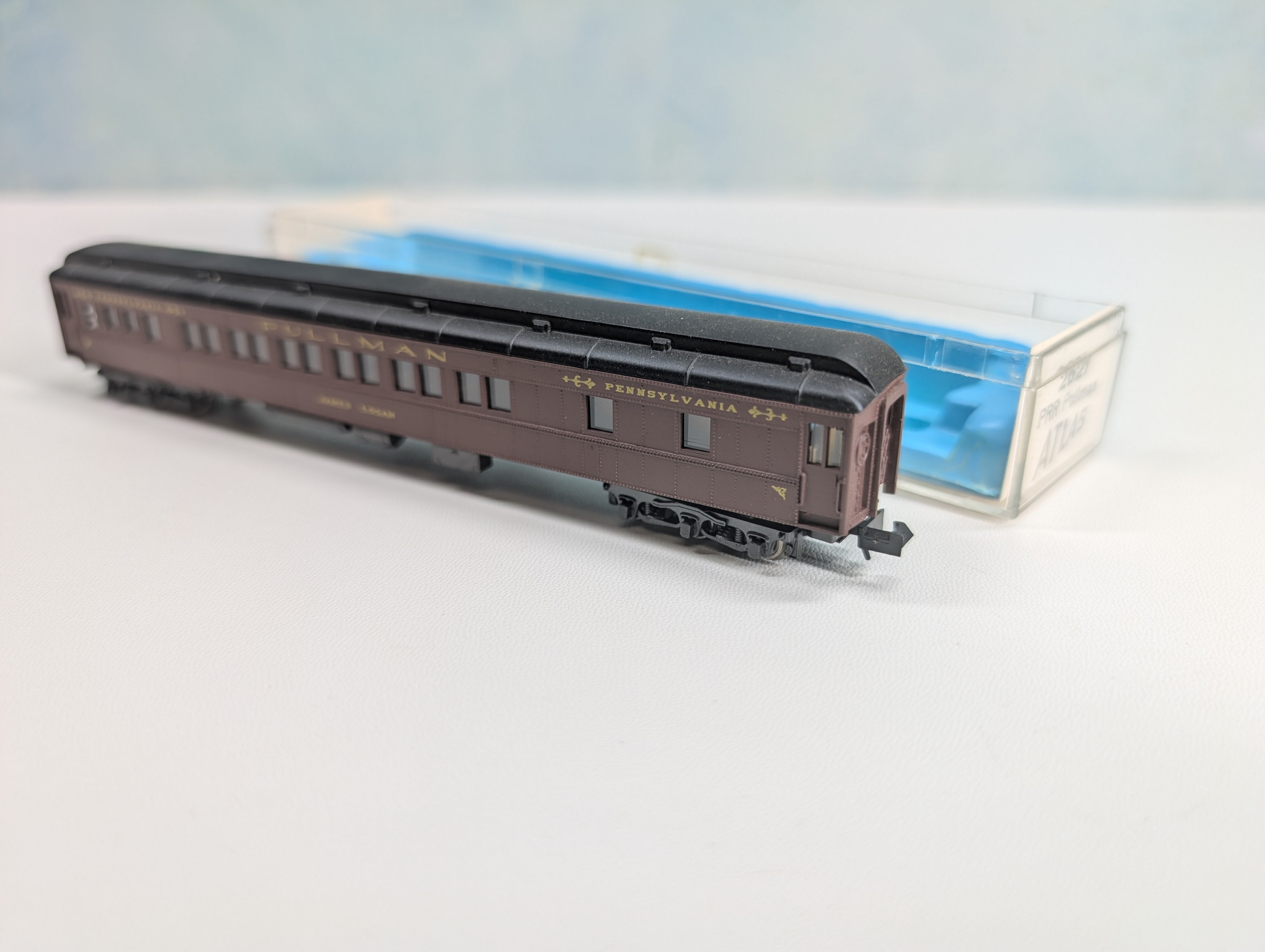 USED Atlas N Scale Pullman Passenger Car Pennsylvania James Logan
