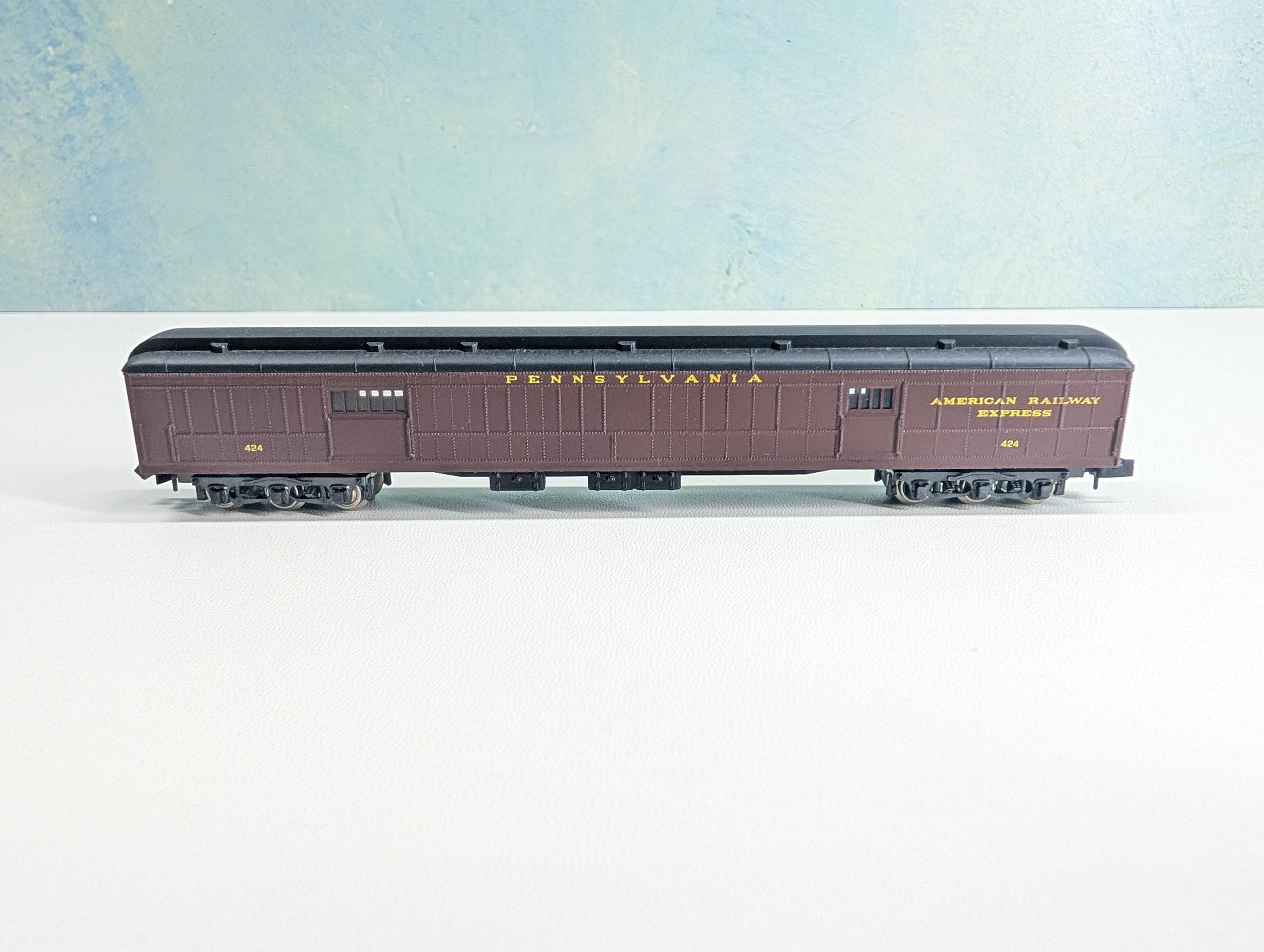 USED Rivarossi N Scale Baggage Passenger Car Pennsylvania #424 American Railway Express