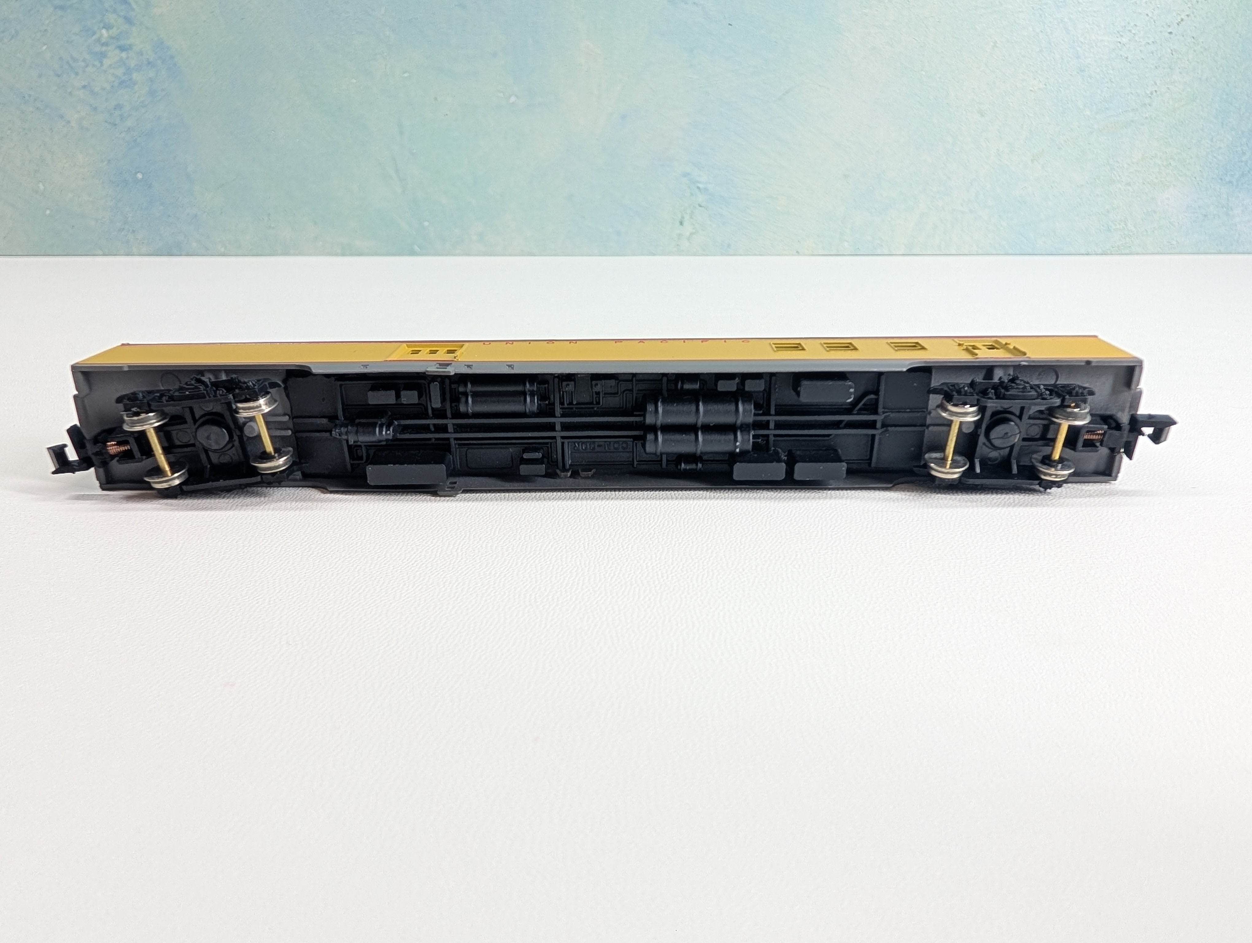 USED Con-Cor N Scale Baggage Passenger Car Union Pacific