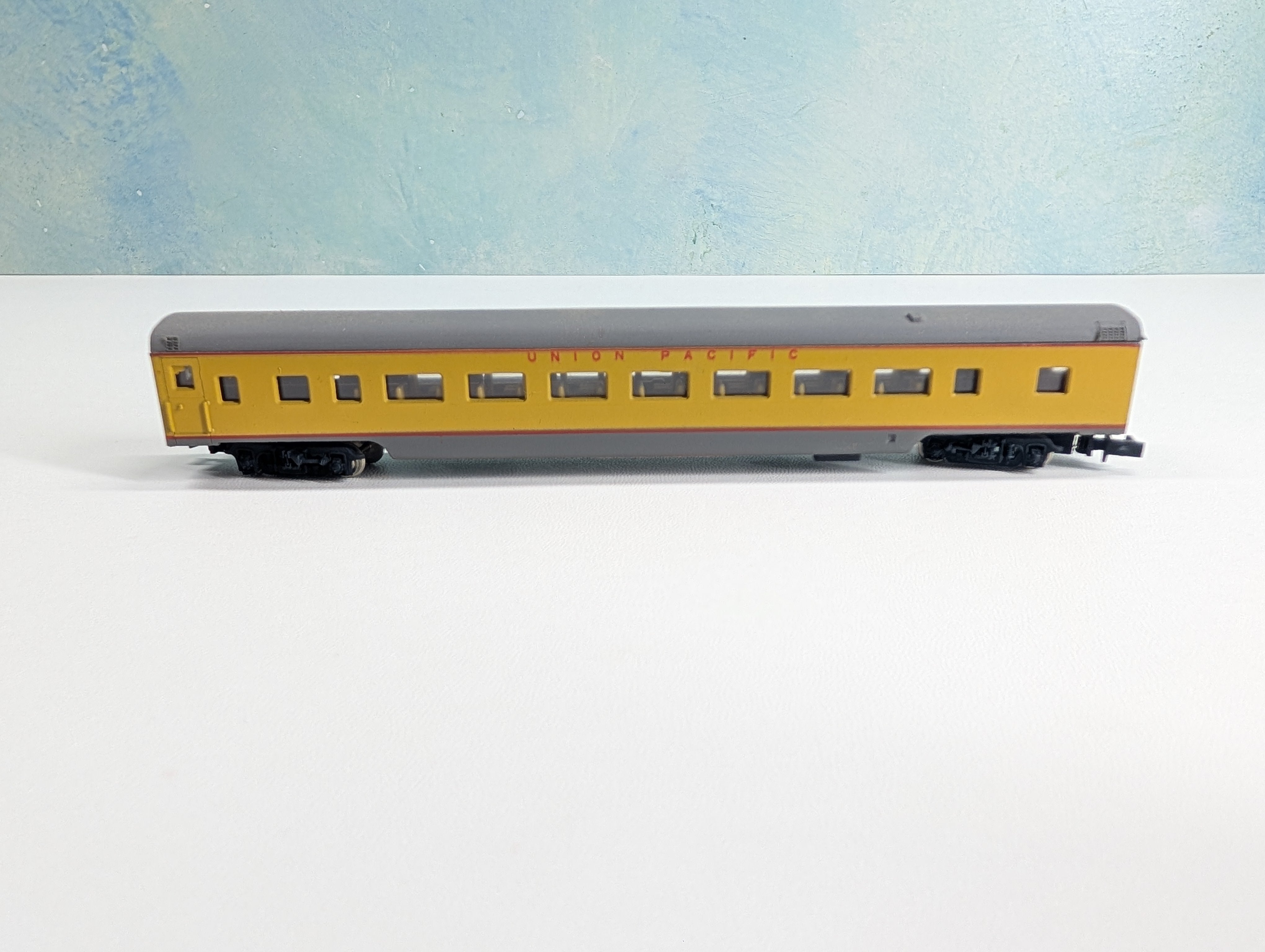 USED Con-Cor N Scale Pullman Passenger Car Union Pacific