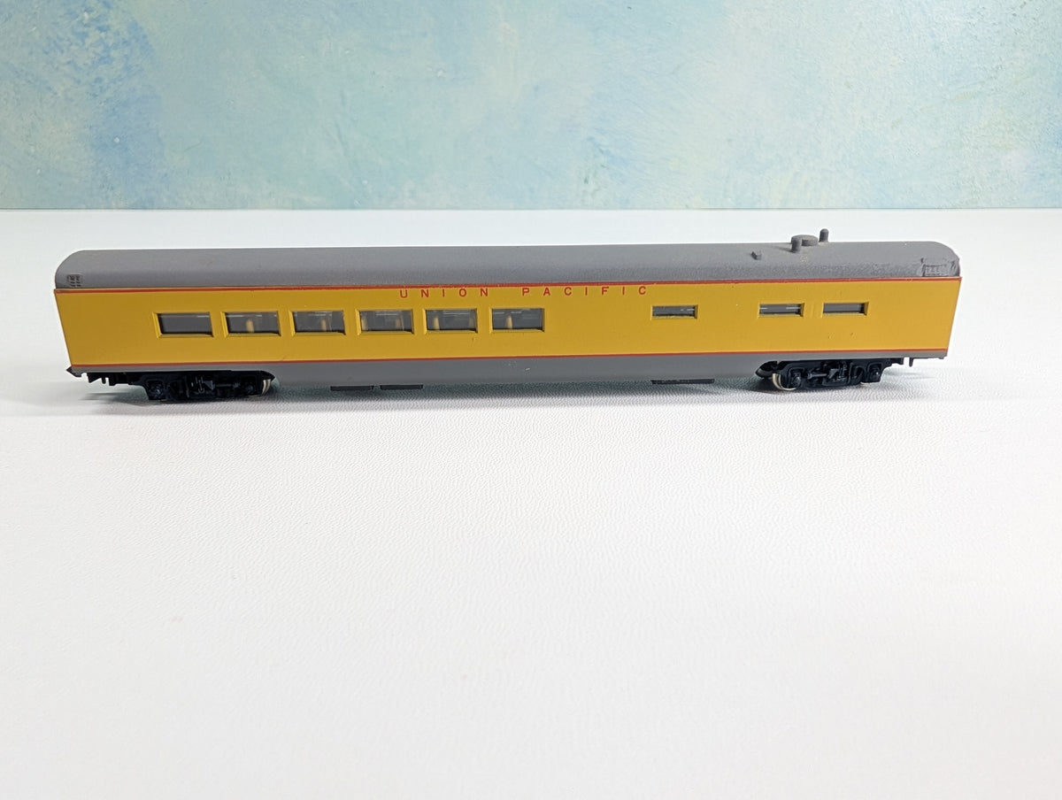 USED Con-Cor N Scale Diner Passenger Car Union Pacific
