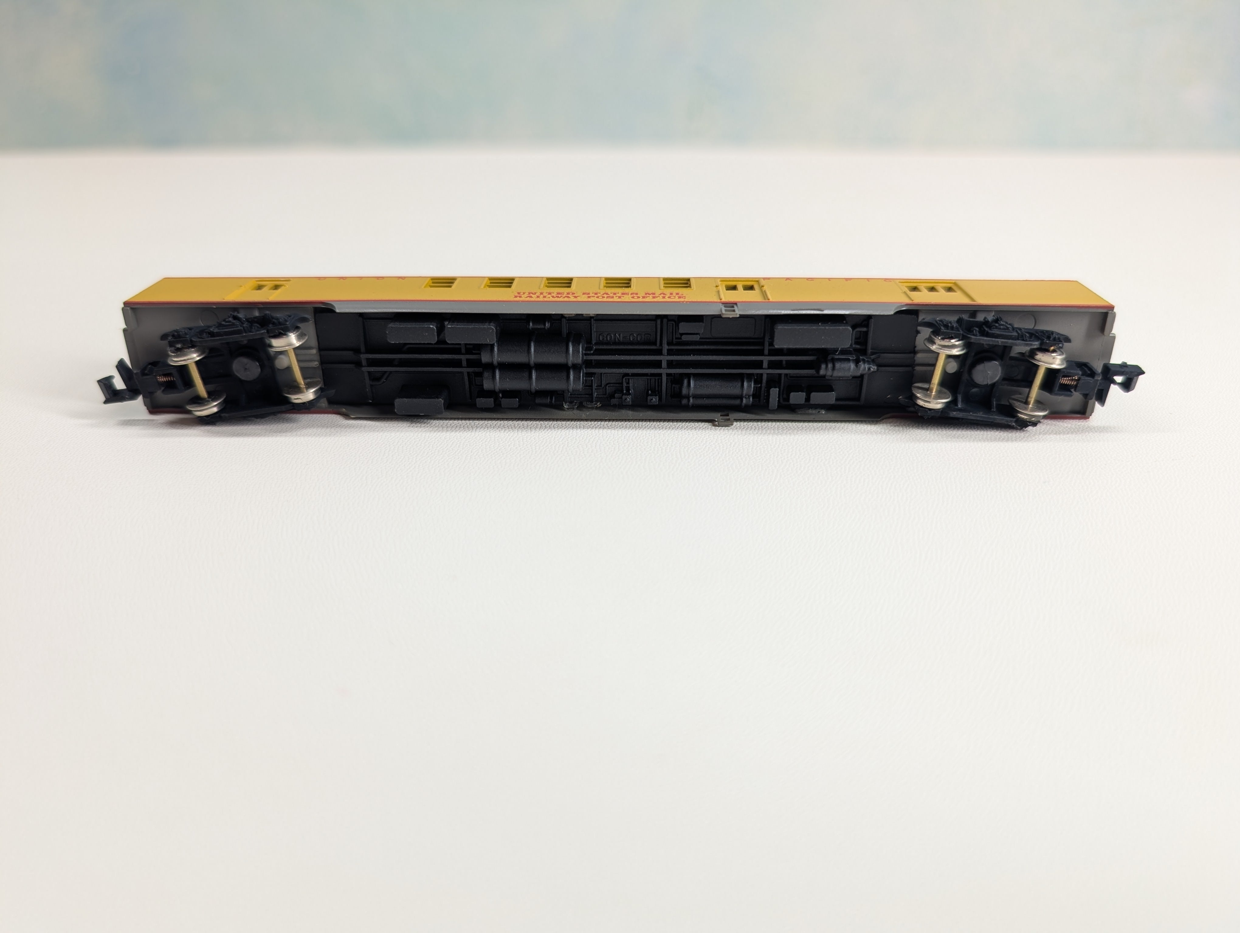 USED Con-Cor N Scale RPO Passenger Car Union Pacific