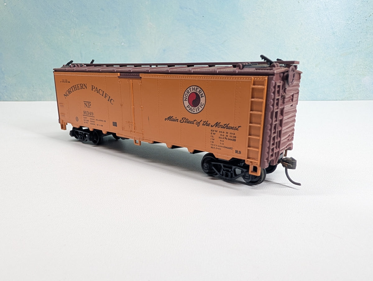 USED Athearn HO Scale 40' Reefer Box Car Northern Pacific NP #91349
