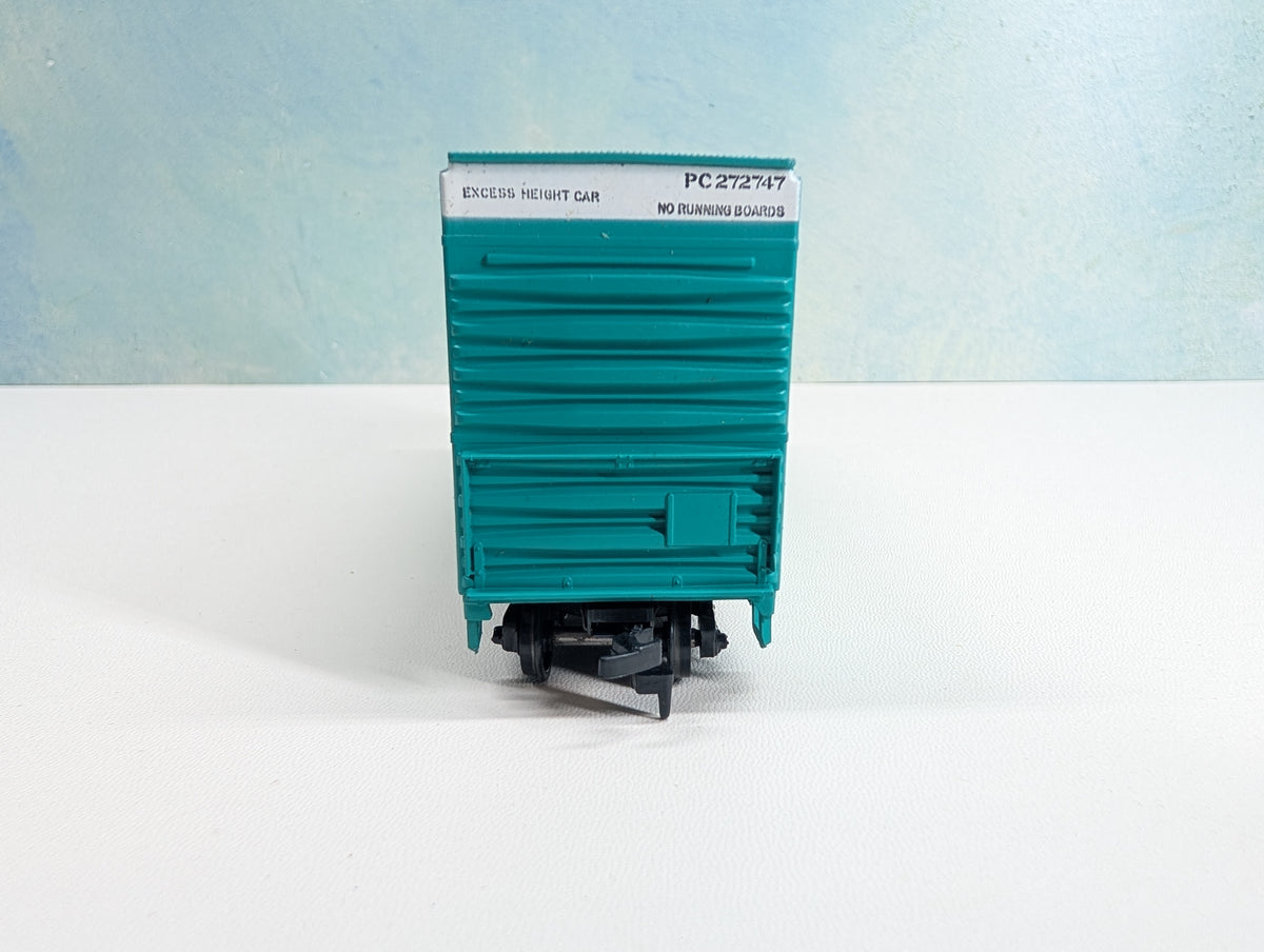 USED Athearn HO Scale 40' Hi-Cube Box Car Penn Central PC #272747