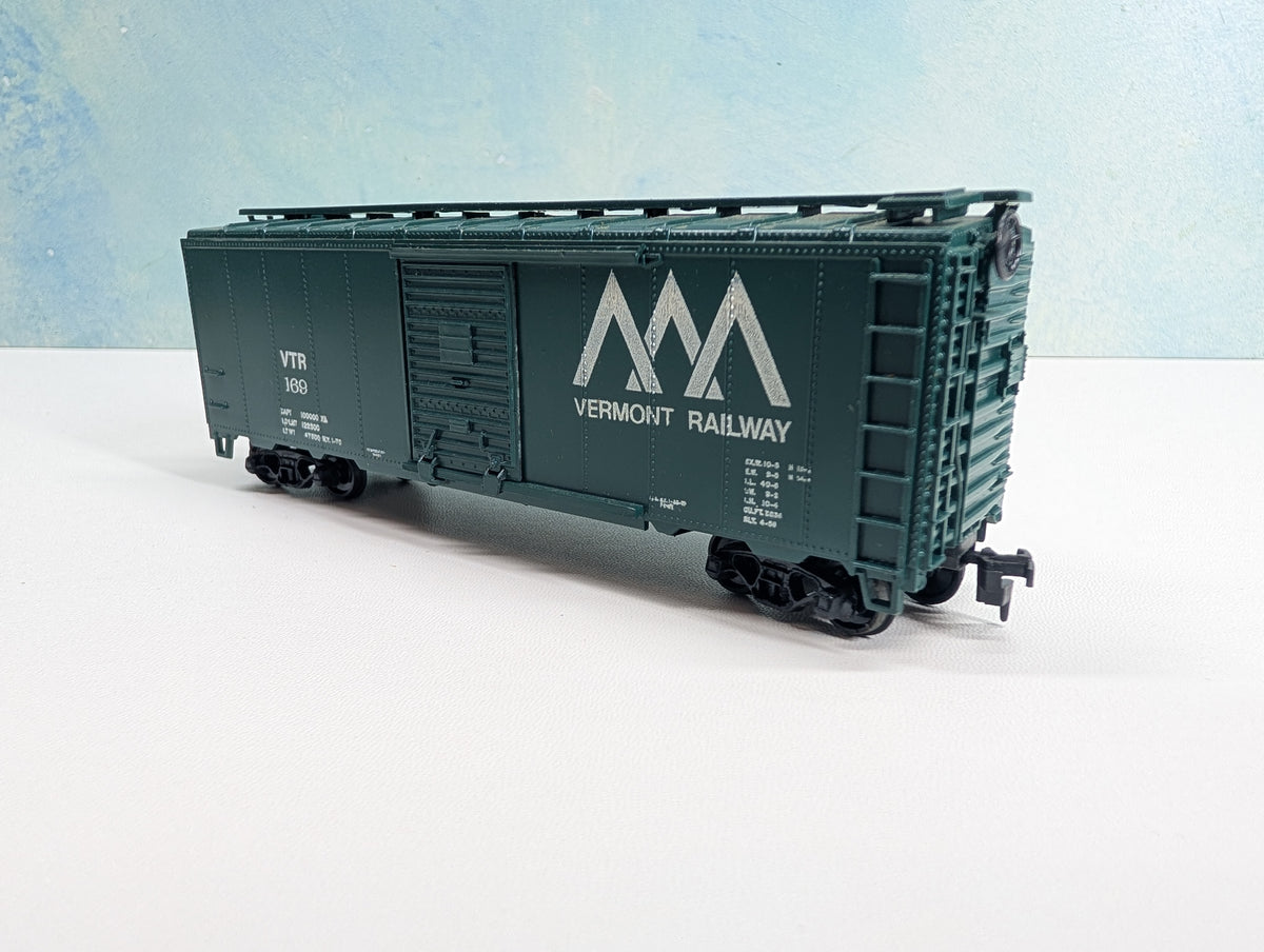USED Athearn HO Scale 40' Box Car Vermont Railway VTR #169
