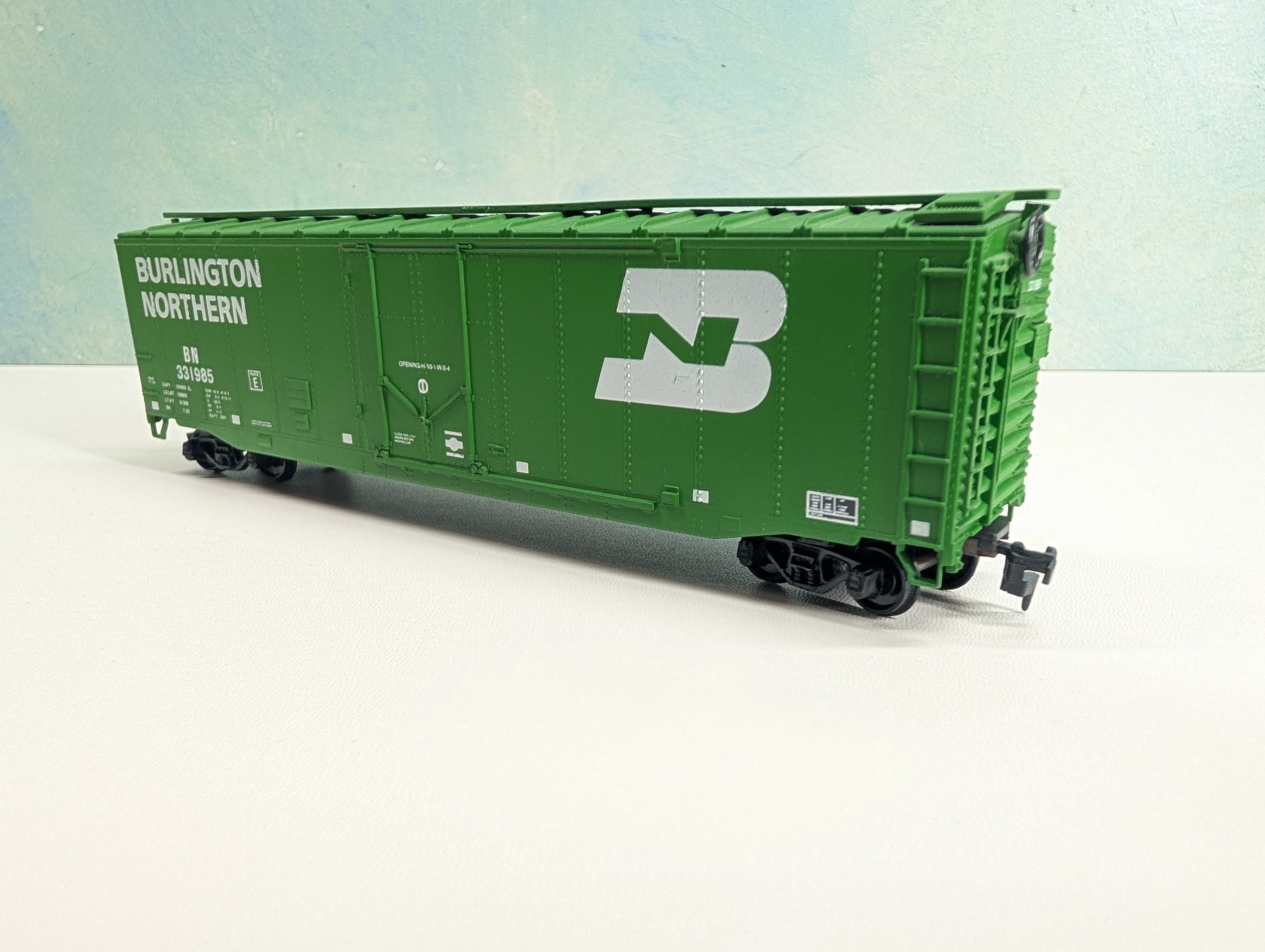 USED Athearn HO Scale 50' PD Box Car Burlington Northern BN #331985