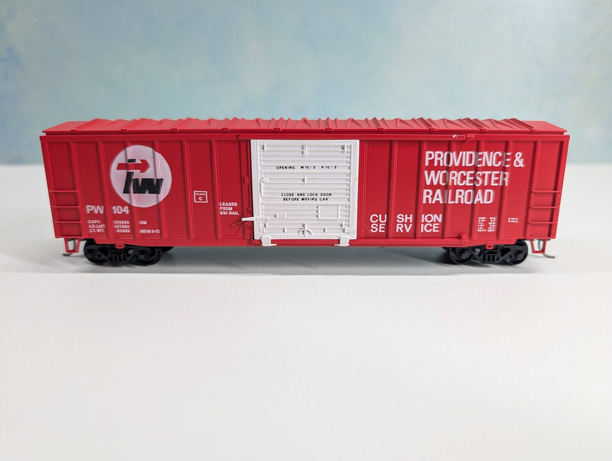 USED Athearn HO Scale 50' ACF Box Car Providence and Worcester Railroad PW #104 Bev-Bel