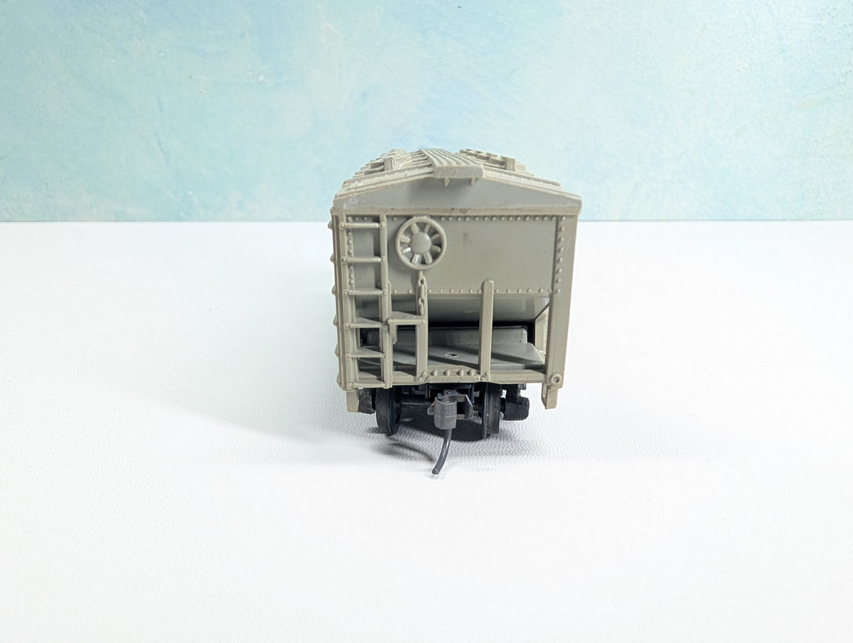 USED MARX HO Scale 2 Bay Covered Hopper Lehigh Portland Cement LPCX #109