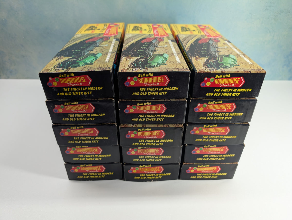 USED Roundhouse HO Scale Lot of Long Empty Train Boxes for Storage (15 pcs)