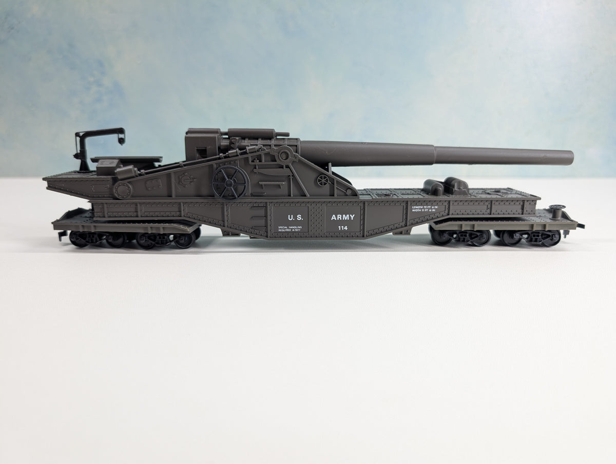 USED AHM 11114 HO Scale Big Thunder Railway Gun Car & Figures US Army 114