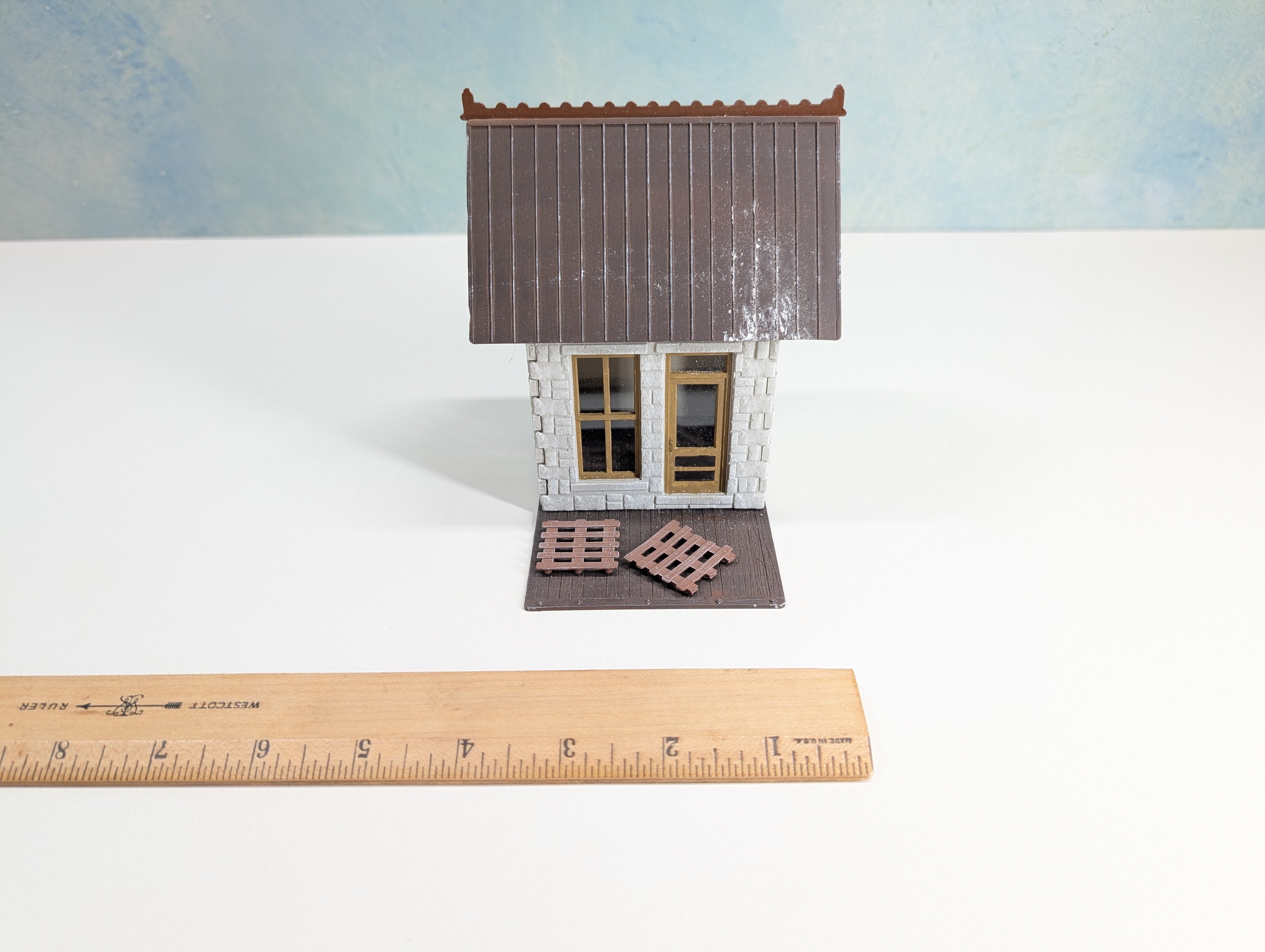 USED Ameri-Towne O Flag Stop Station Building