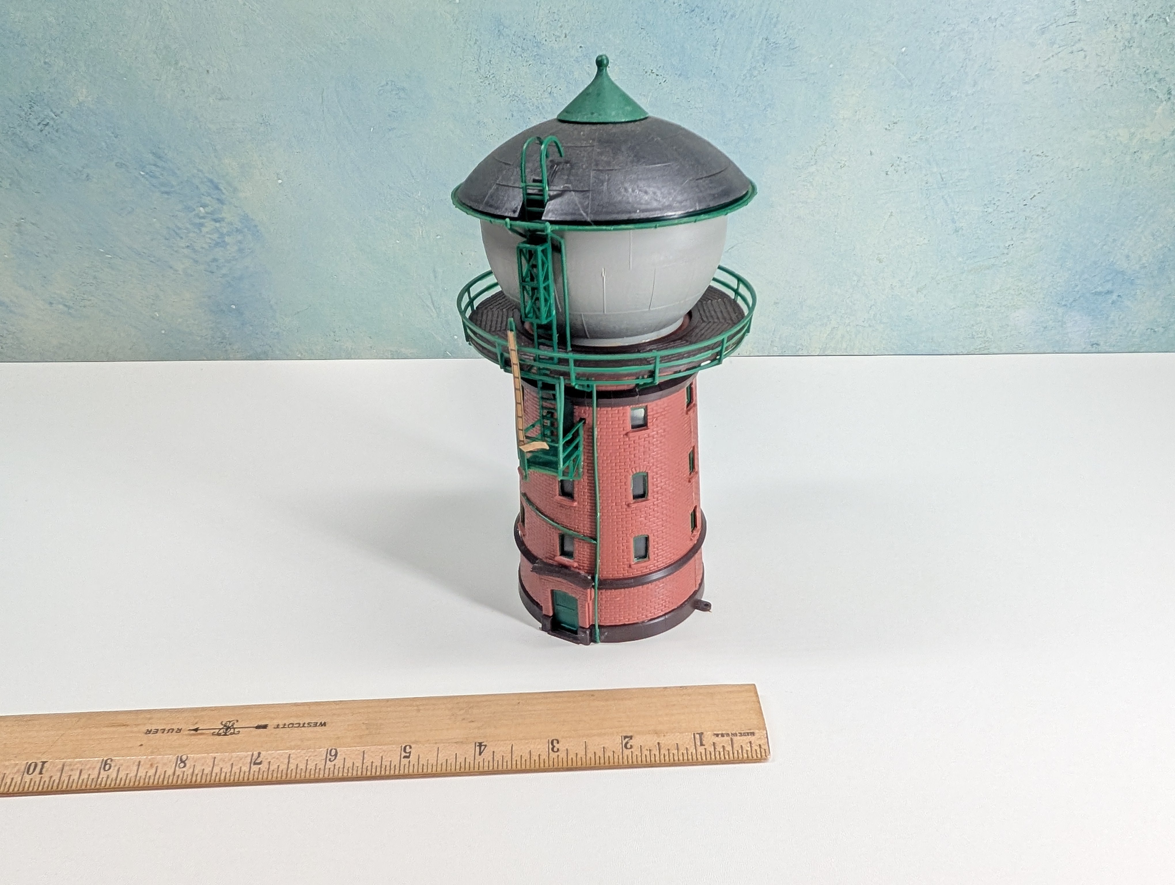 USED Kibri #B-9432 HO Scale Water Tower