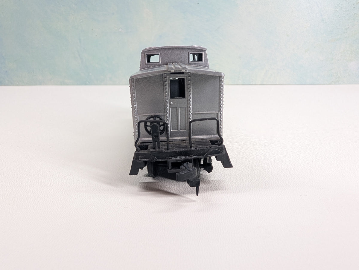 USED Varney HO Scale Caboose Southern Pacific #1147