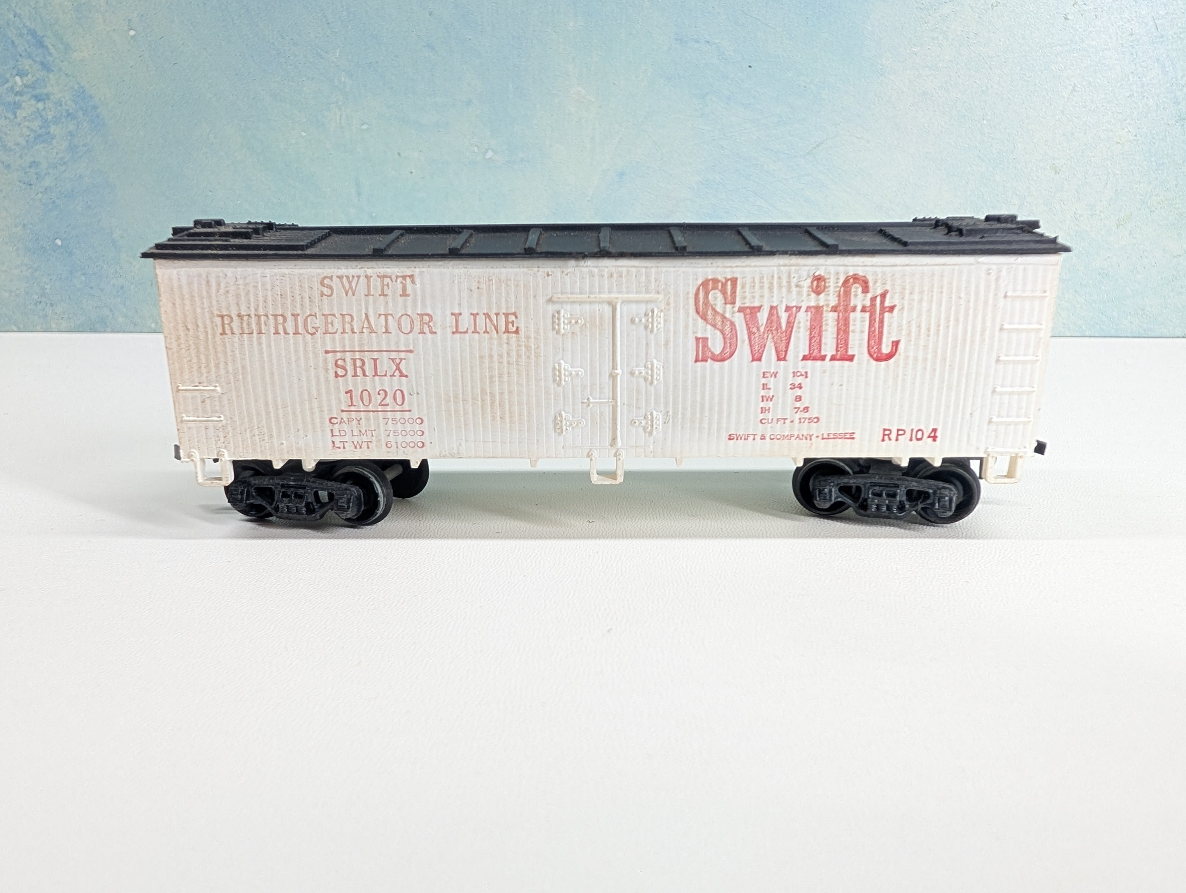 USED HO Scale Reefer Swift Refrigerator Line SRLX #1020