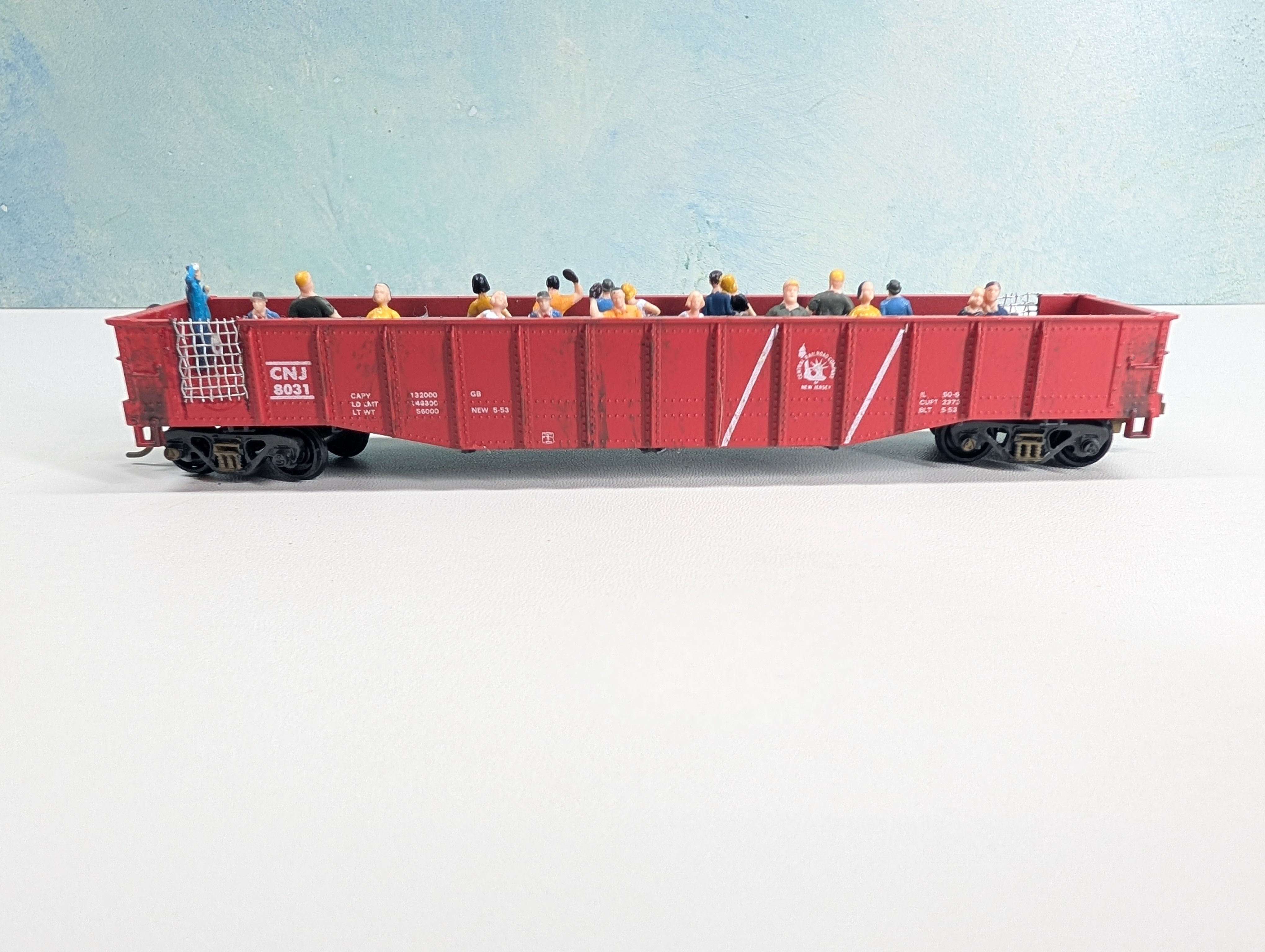 USED Athearn HO Scale Custom 50' Excursion Gondola w/ Passengers CNJ #8031