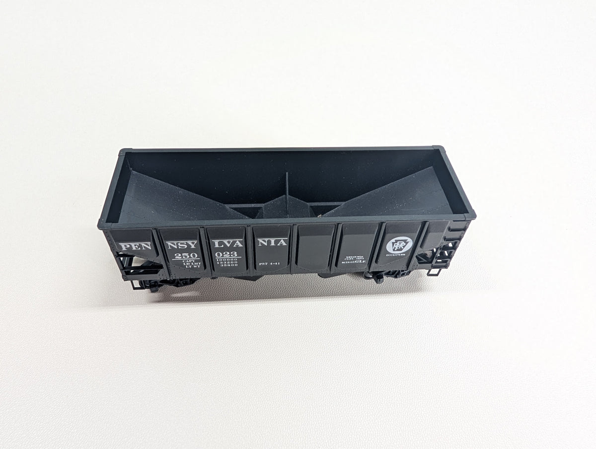 USED Accurail HO Scale 2 Bay Panel Side Hopper Pennsylvania PRR #250023