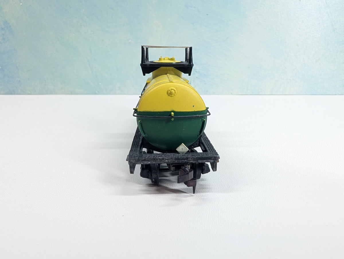 USED Mantua HO Scale Tank Car DuPont DUPX #6046