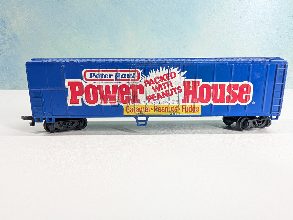 USED Bachmann HO Scale 50' Billboard Box Car Peter Paul Power House Caramel Peanuts Fudge
