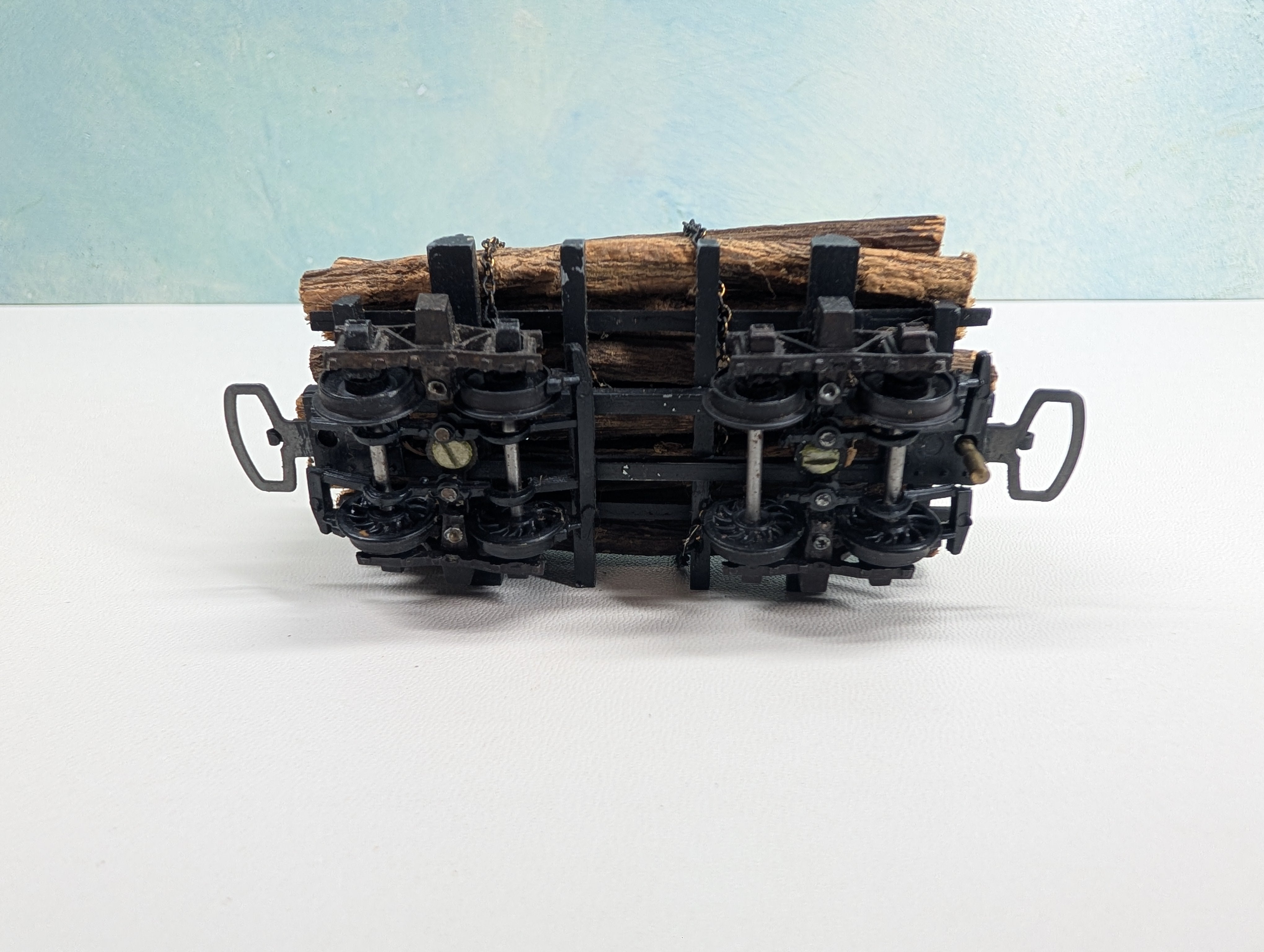 USED HO Scale Skeleton Log Car