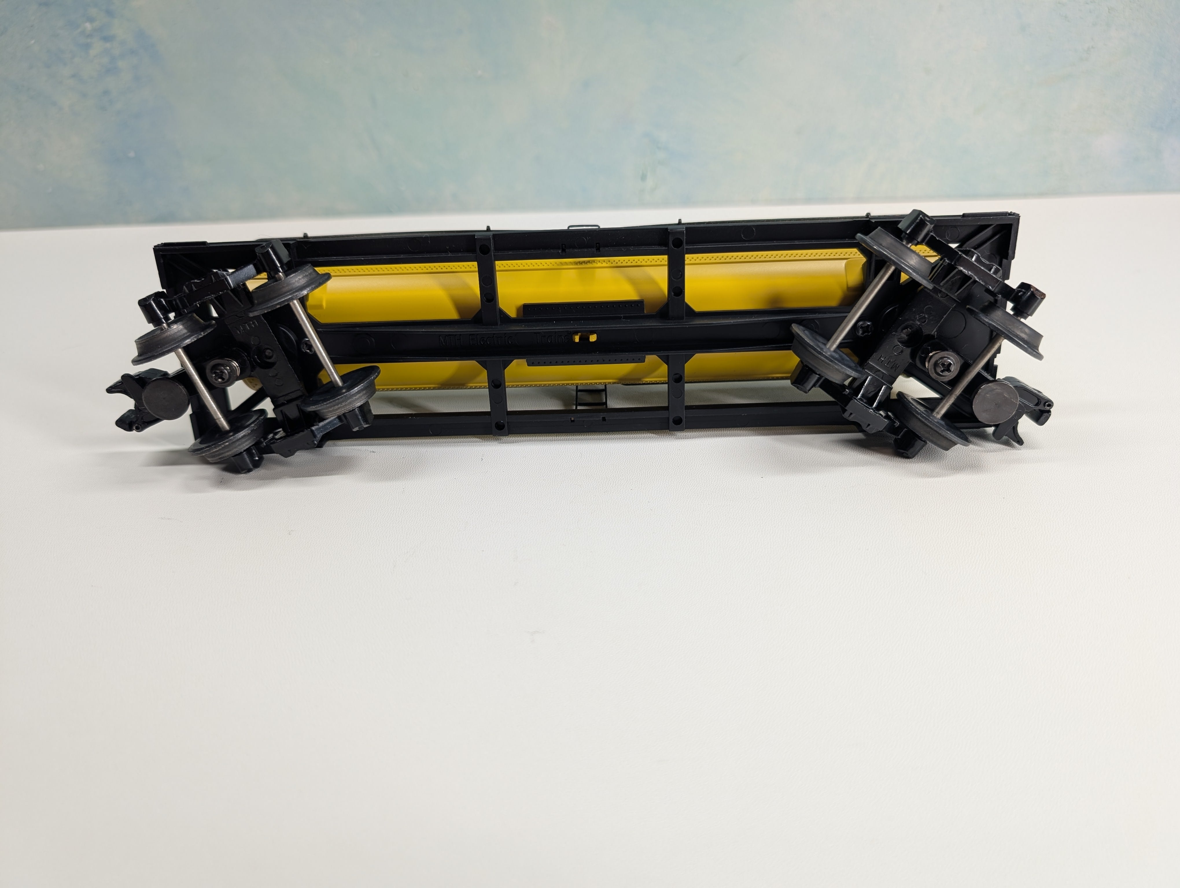 USED MTH O Single Dome Tank Car Chessie System C&O #4123